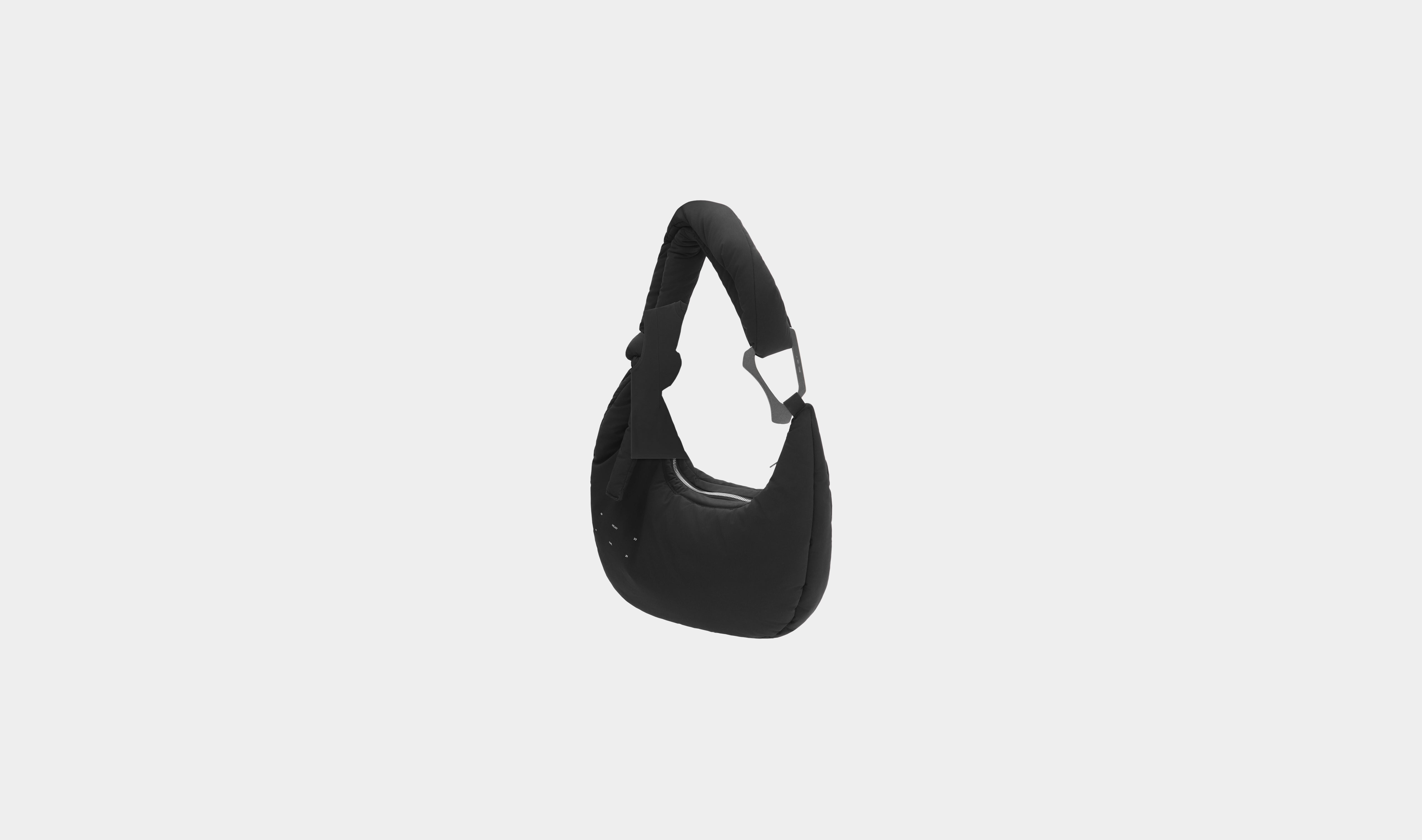 HE, product: ATTACHE TOTE (Fig. 11)