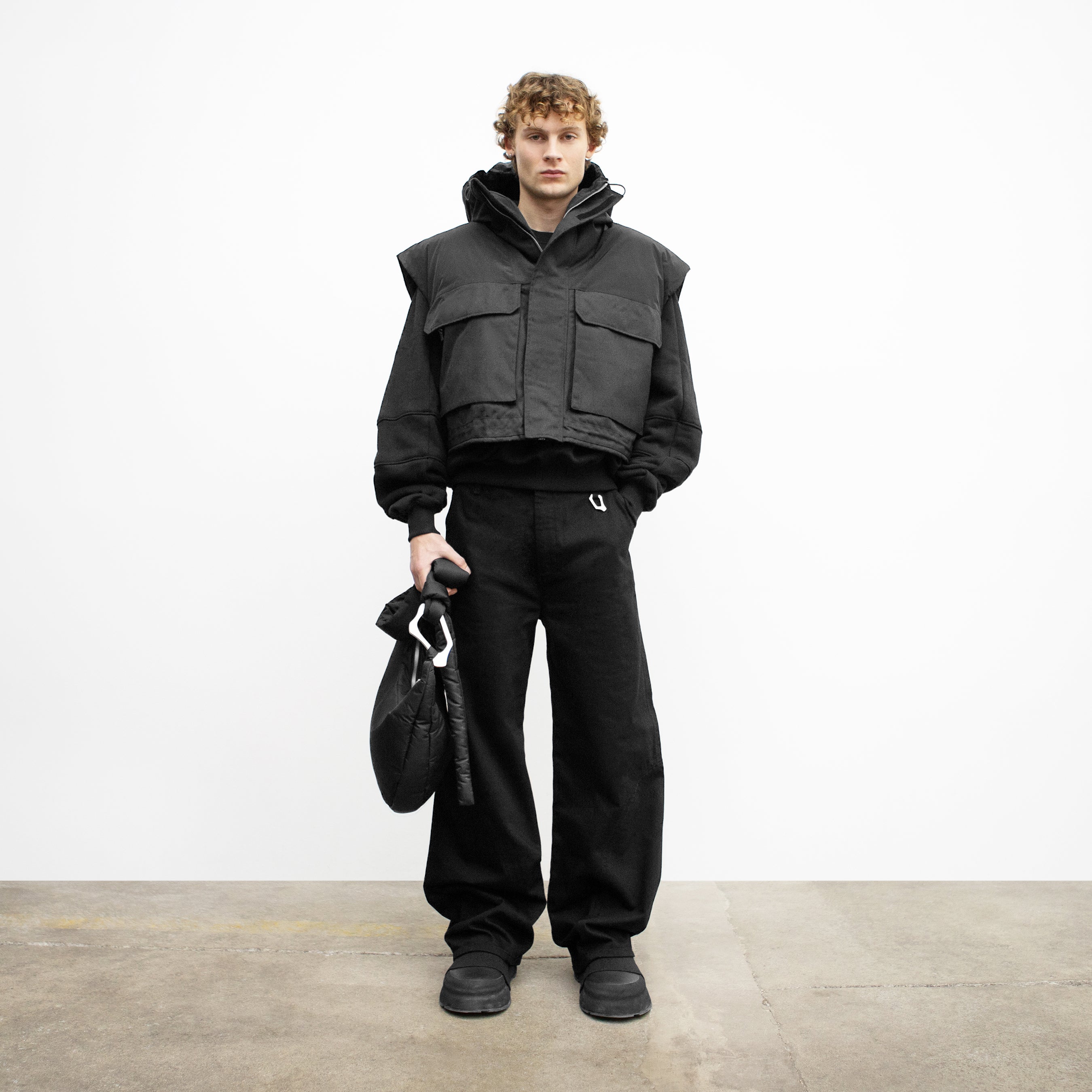 HE, product: PARKA VEST (Fig. 2)