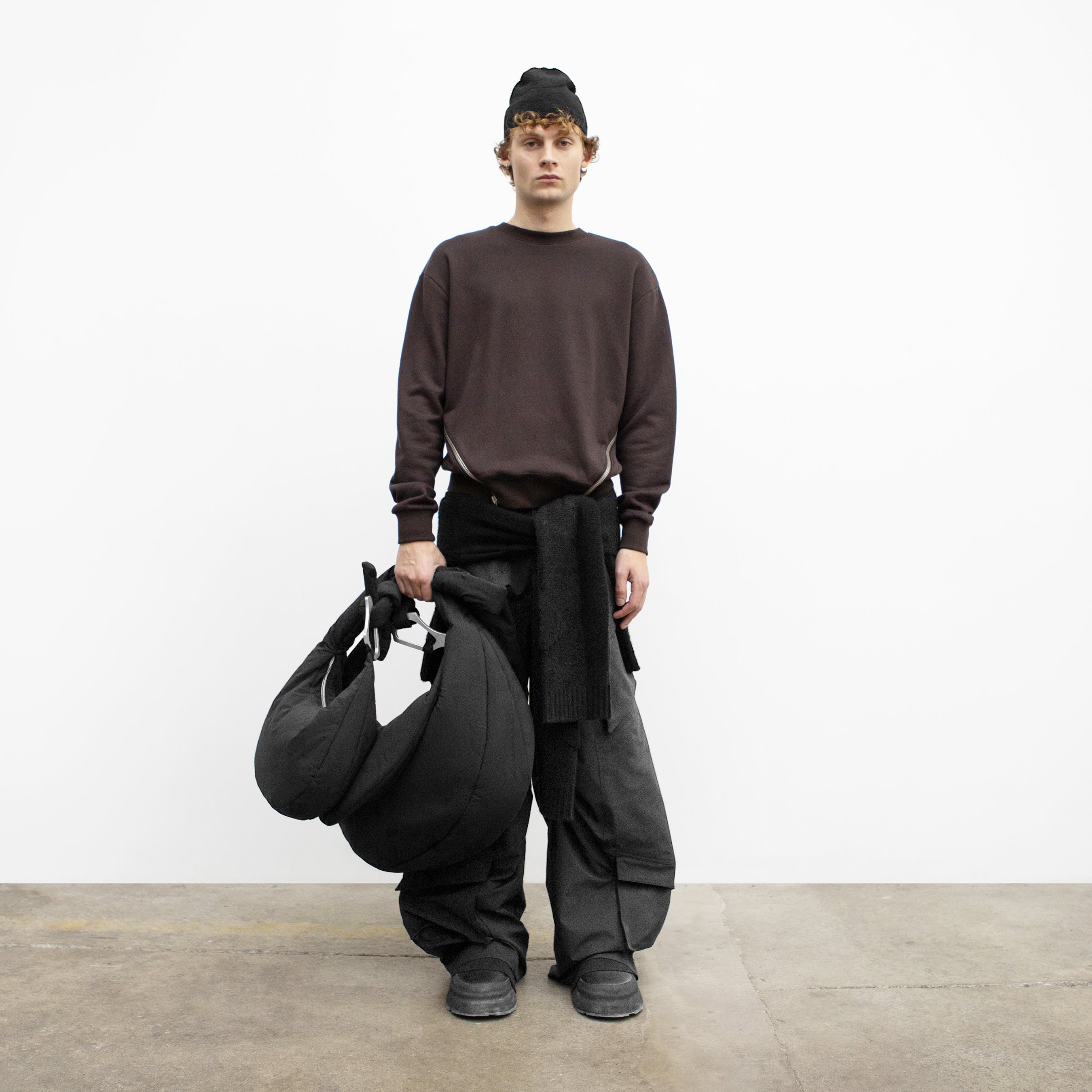 HE, product: AFFABLE CREWNECK (Fig. 2)