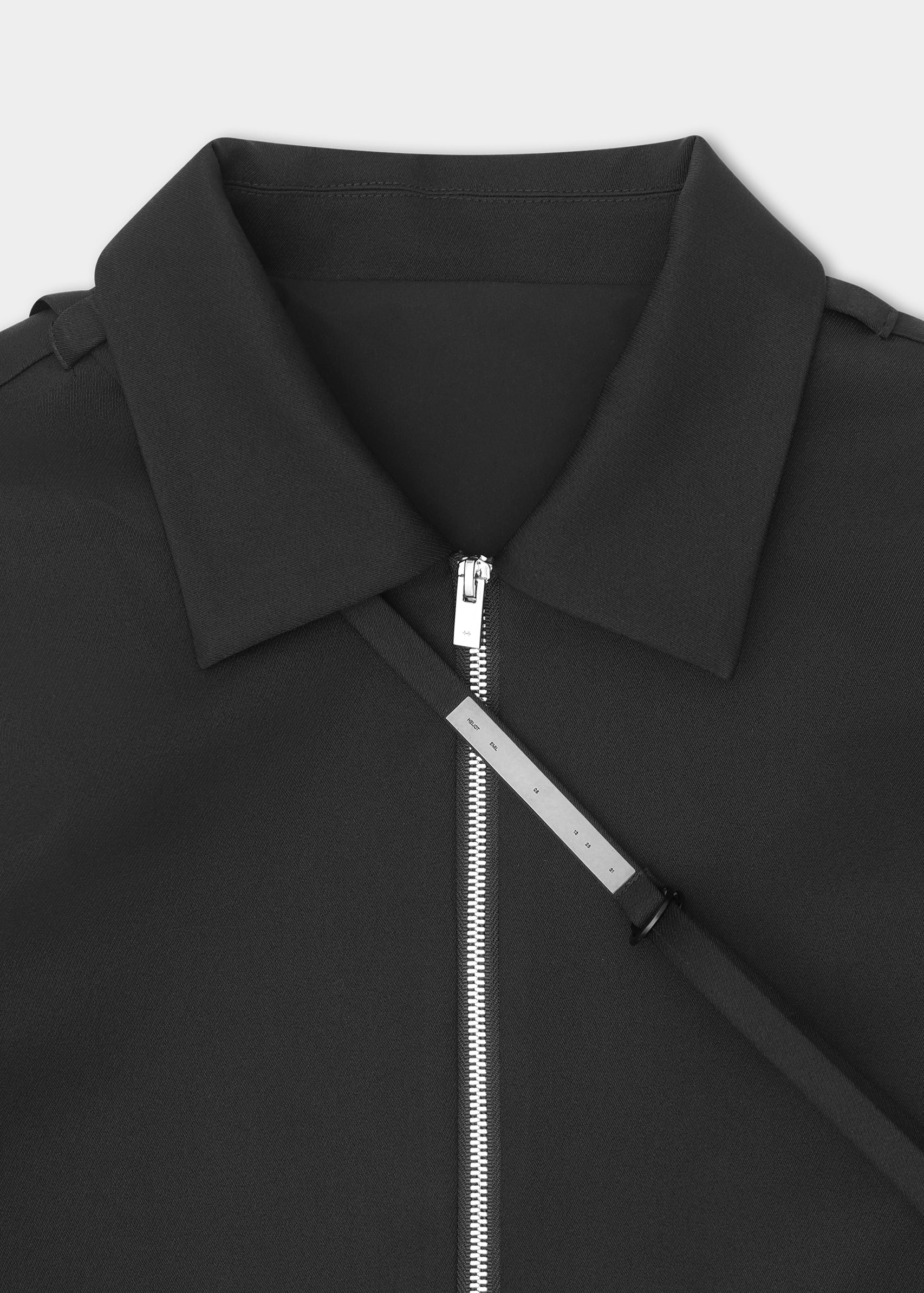 HE, product: ADSUM JACKET (Fig. 9)