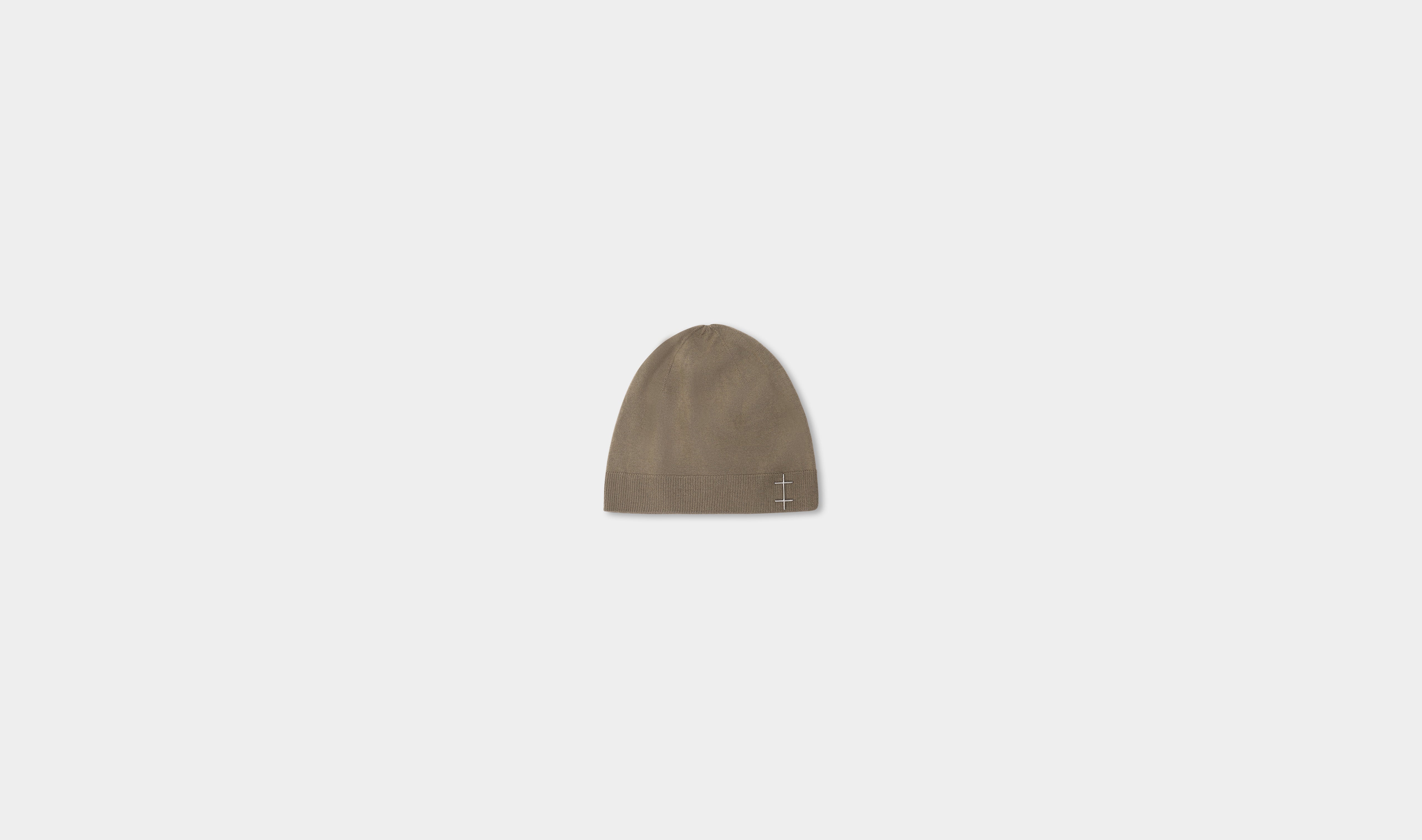 HE, product: FRESNEL BEANIE (Fig. 1)