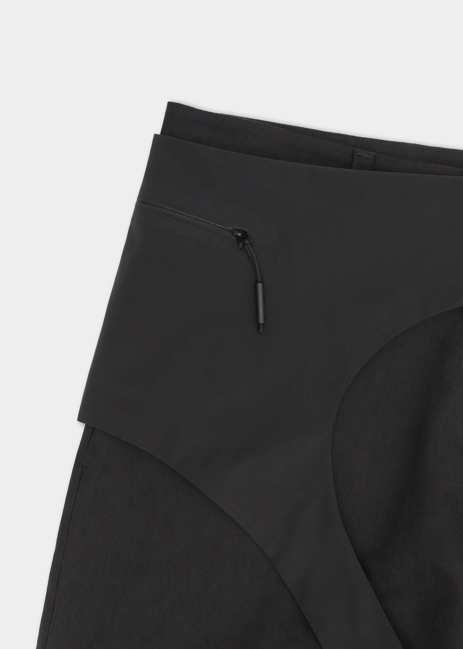 HE, product: ASTRON TROUSERS (Fig. 8)