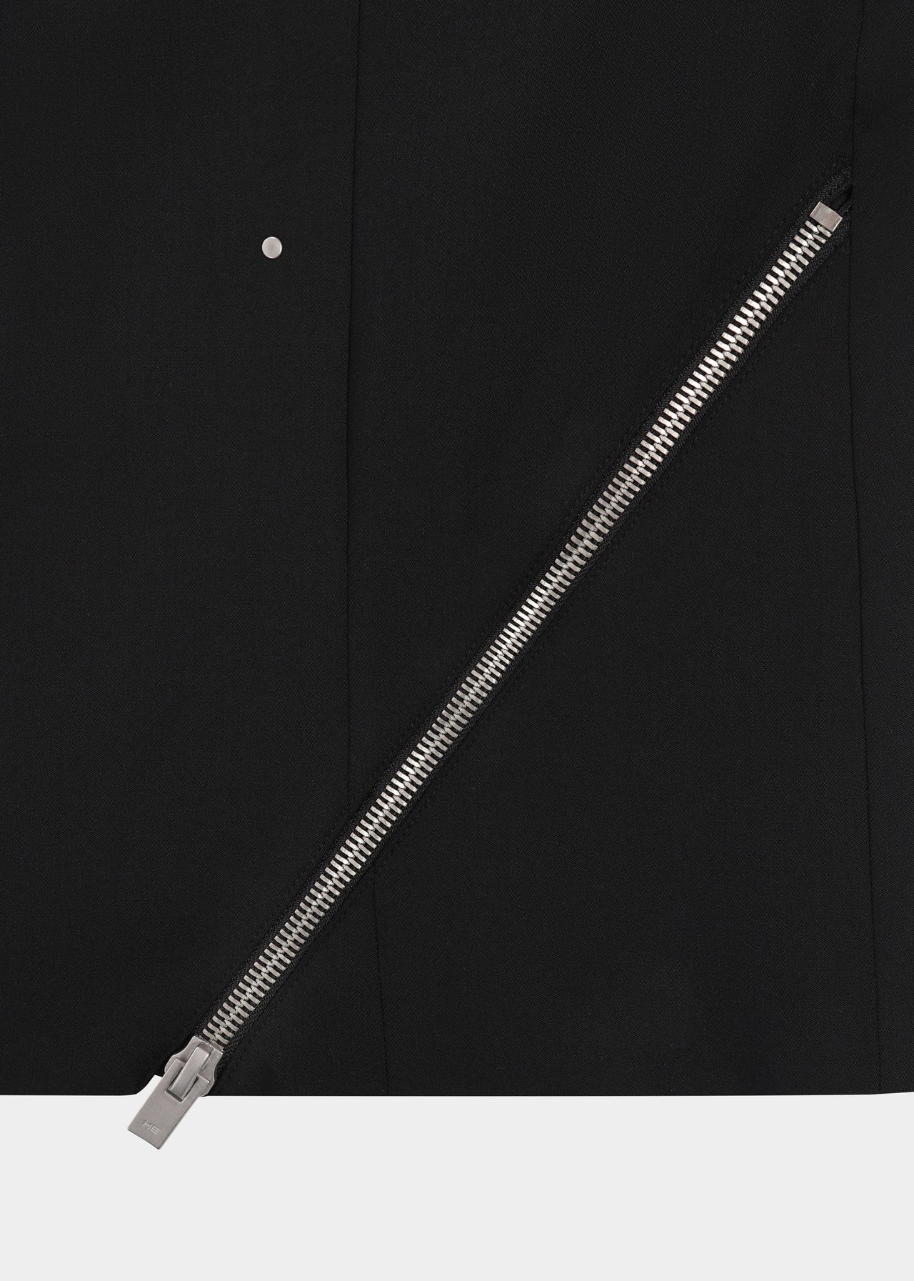 HE, product: LUCENT TAILORED JACKET (Fig. 7)