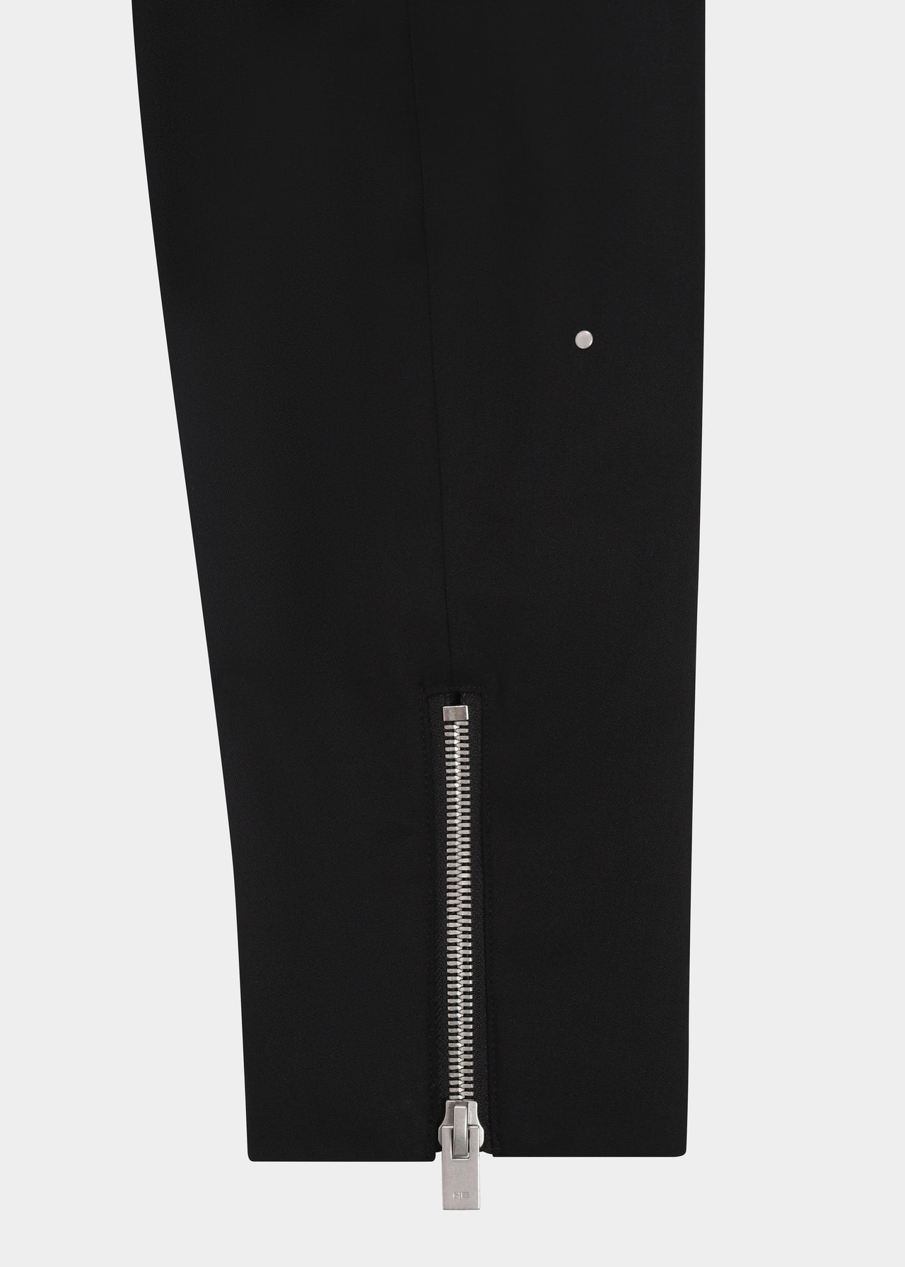 HE, product: LUCENT TAILORED JACKET (Fig. 9)