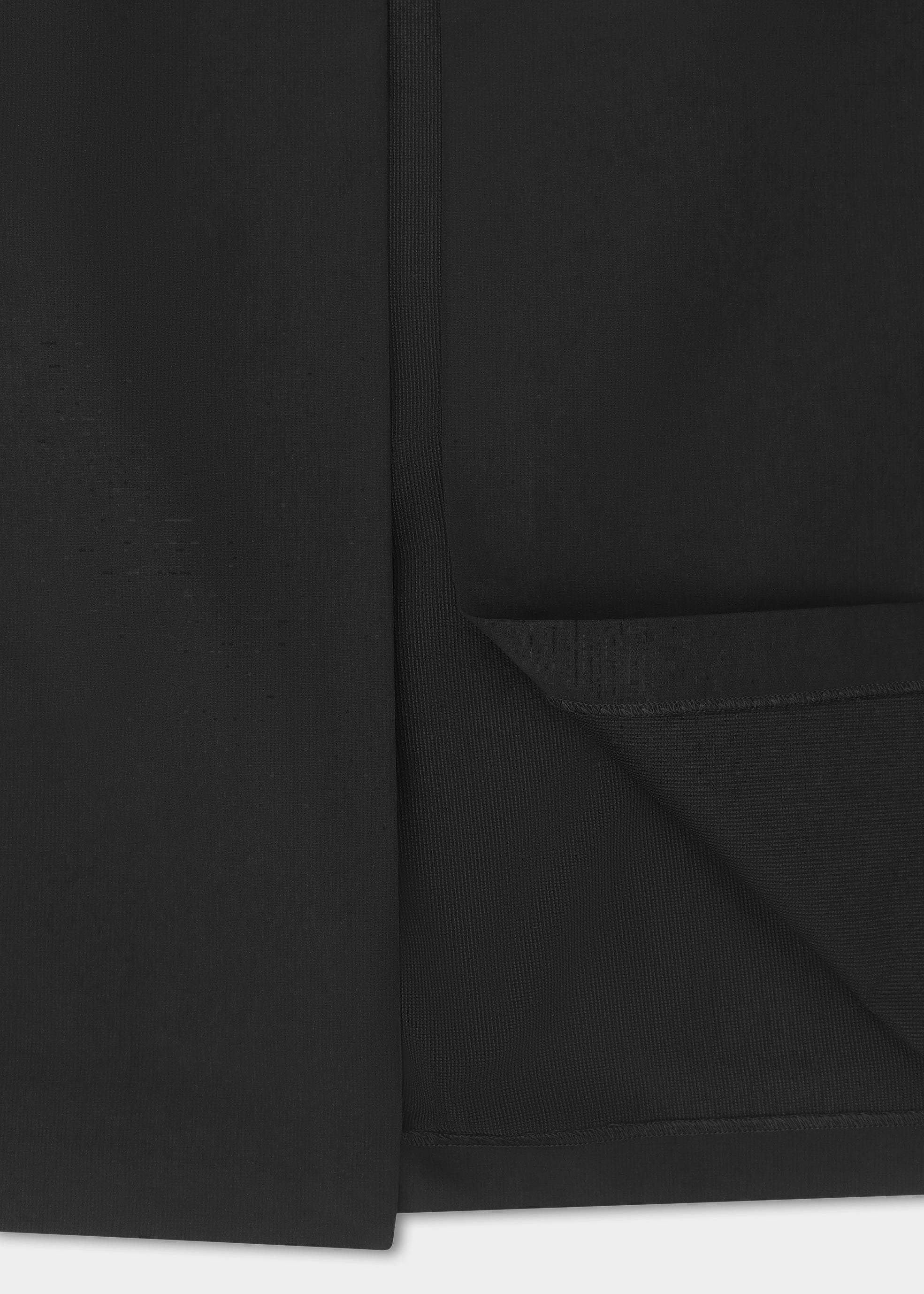 HE, product: HAEMATITE SKIRT (Fig. 7)