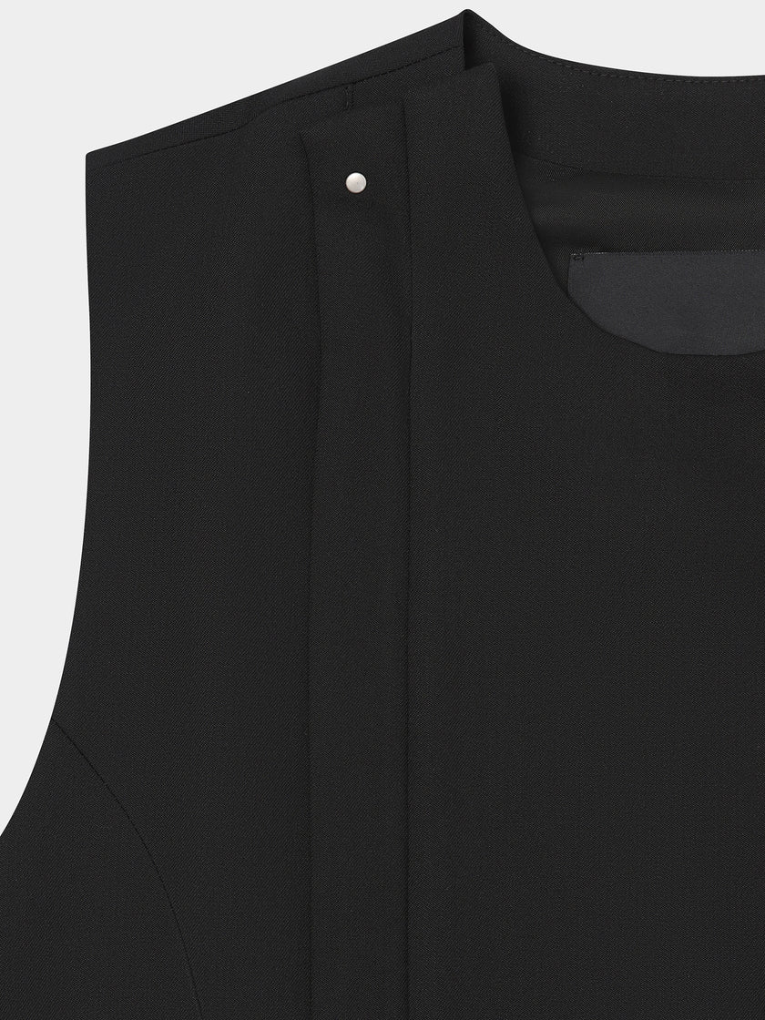 HE, product: OPALINE VEST (Fig. 8)