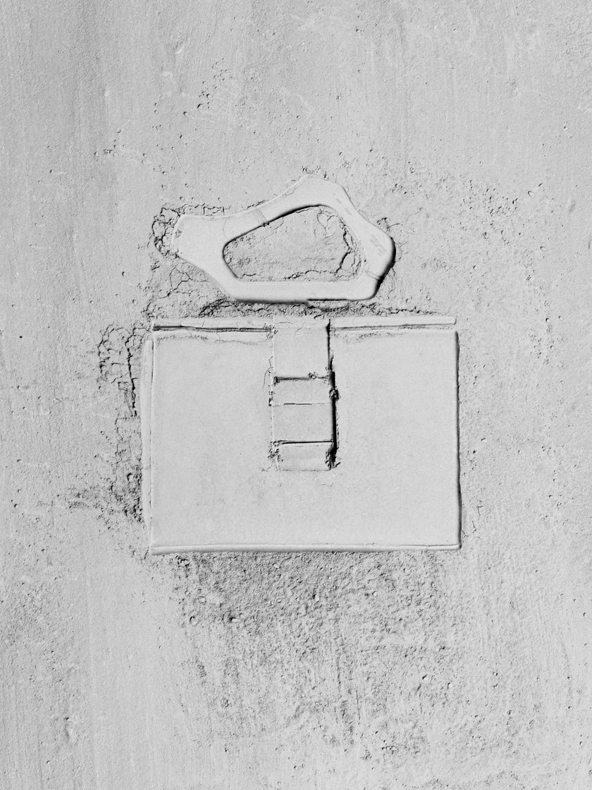 HE, product: SOLELY BOX BAG (Fig. 20)