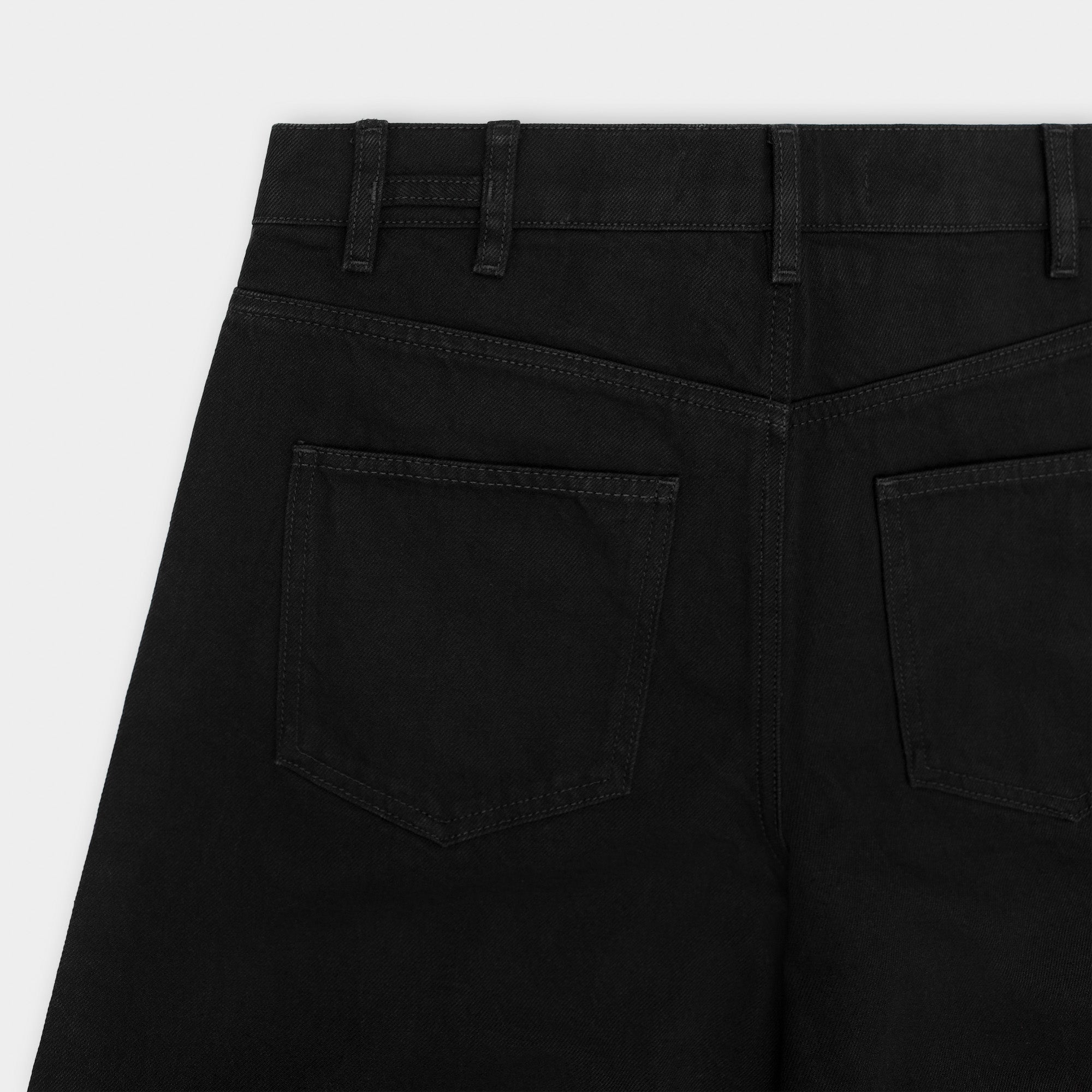 HE, product: LOAM DENIM TROUSERS (Fig. 9)