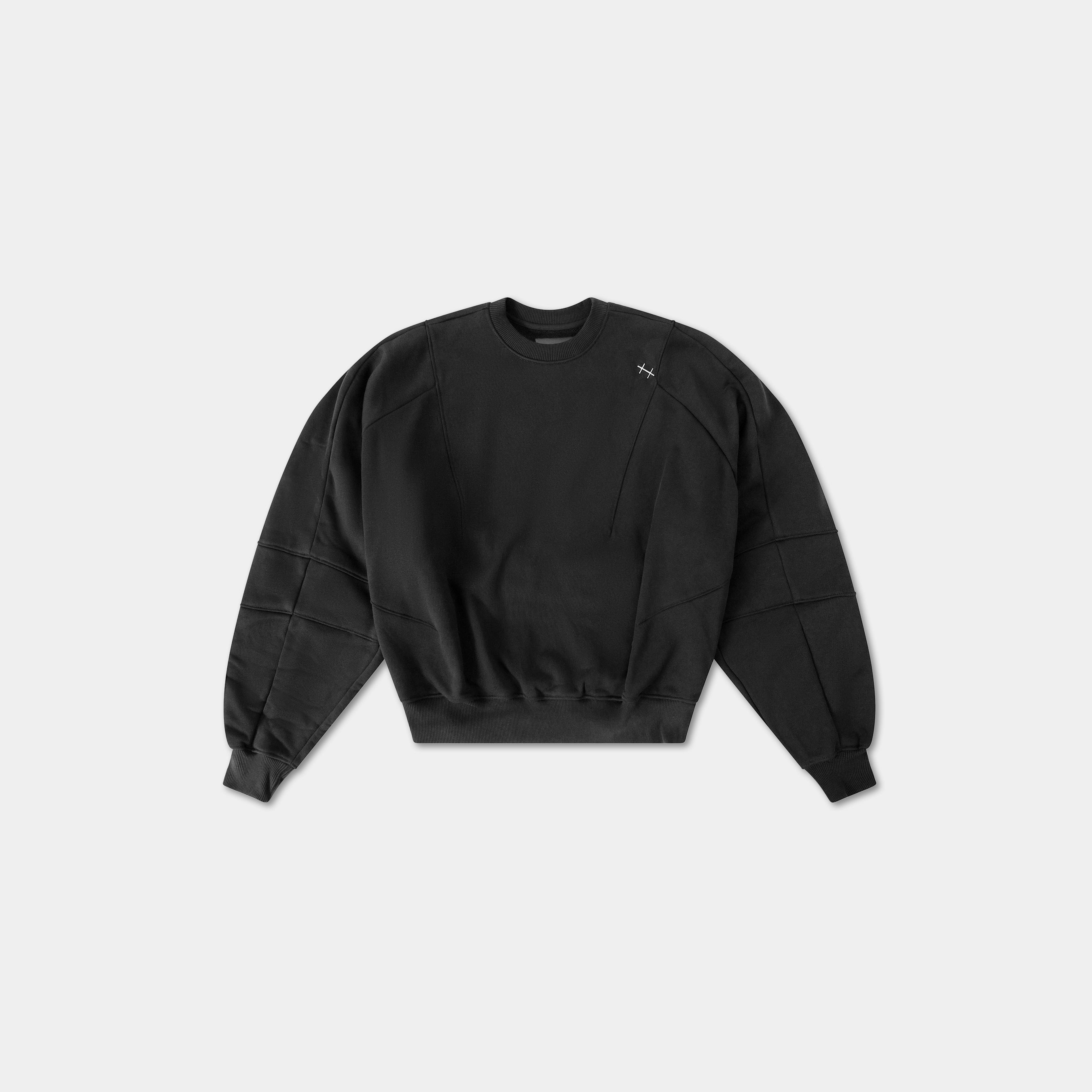 HE, product: PLICATE CREWNECK (Fig. 1)