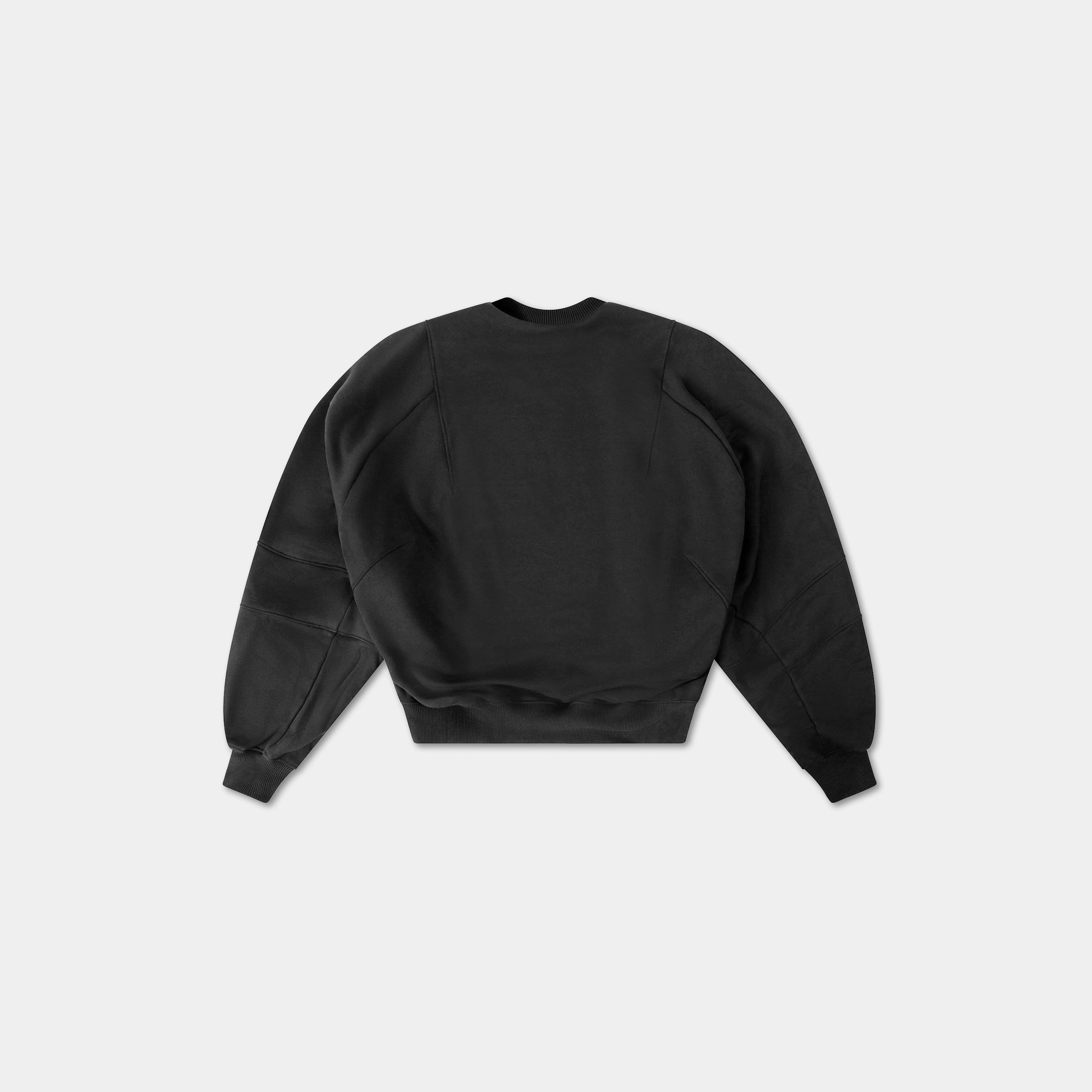 HE, product: PLICATE CREWNECK (Fig. 4)