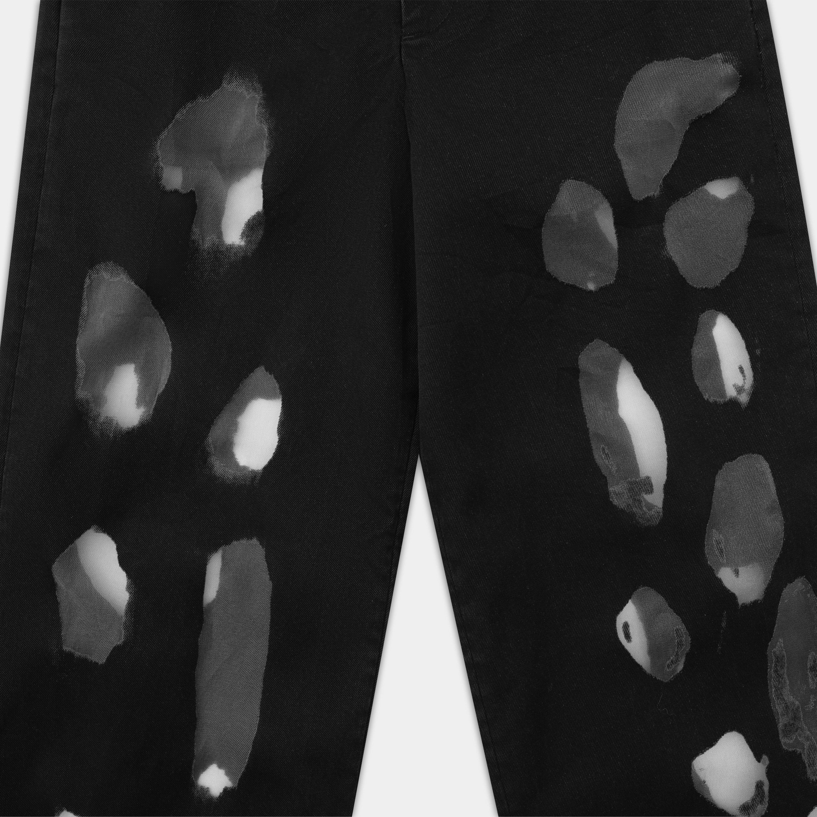 HE, product: GALLOP DENIM TROUSERS (Fig. 8)