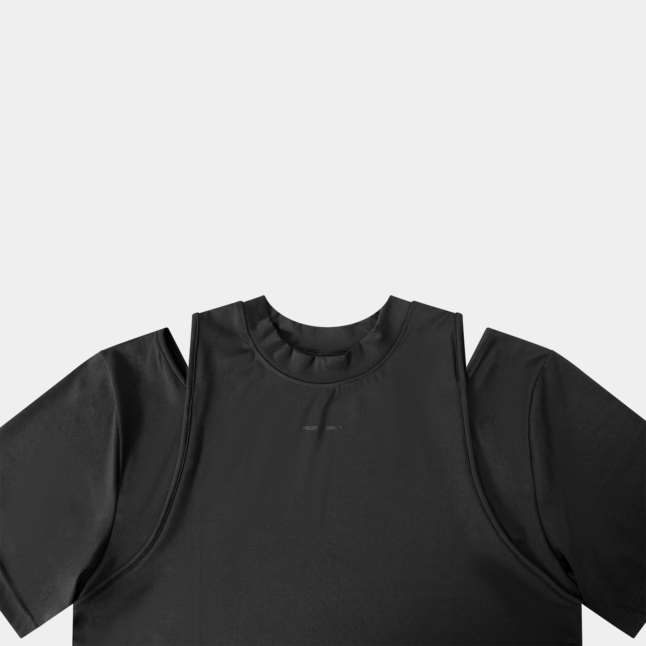 HE, product: RHYOLITE T-SHIRT (Fig. 2)
