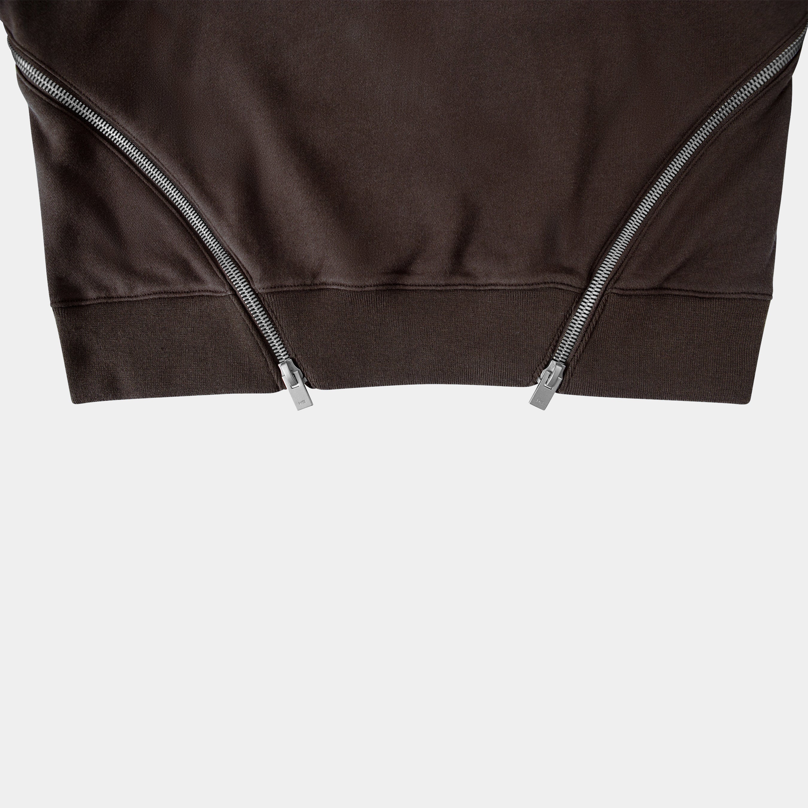 HE, product: AFFABLE CREWNECK (Fig. 5)