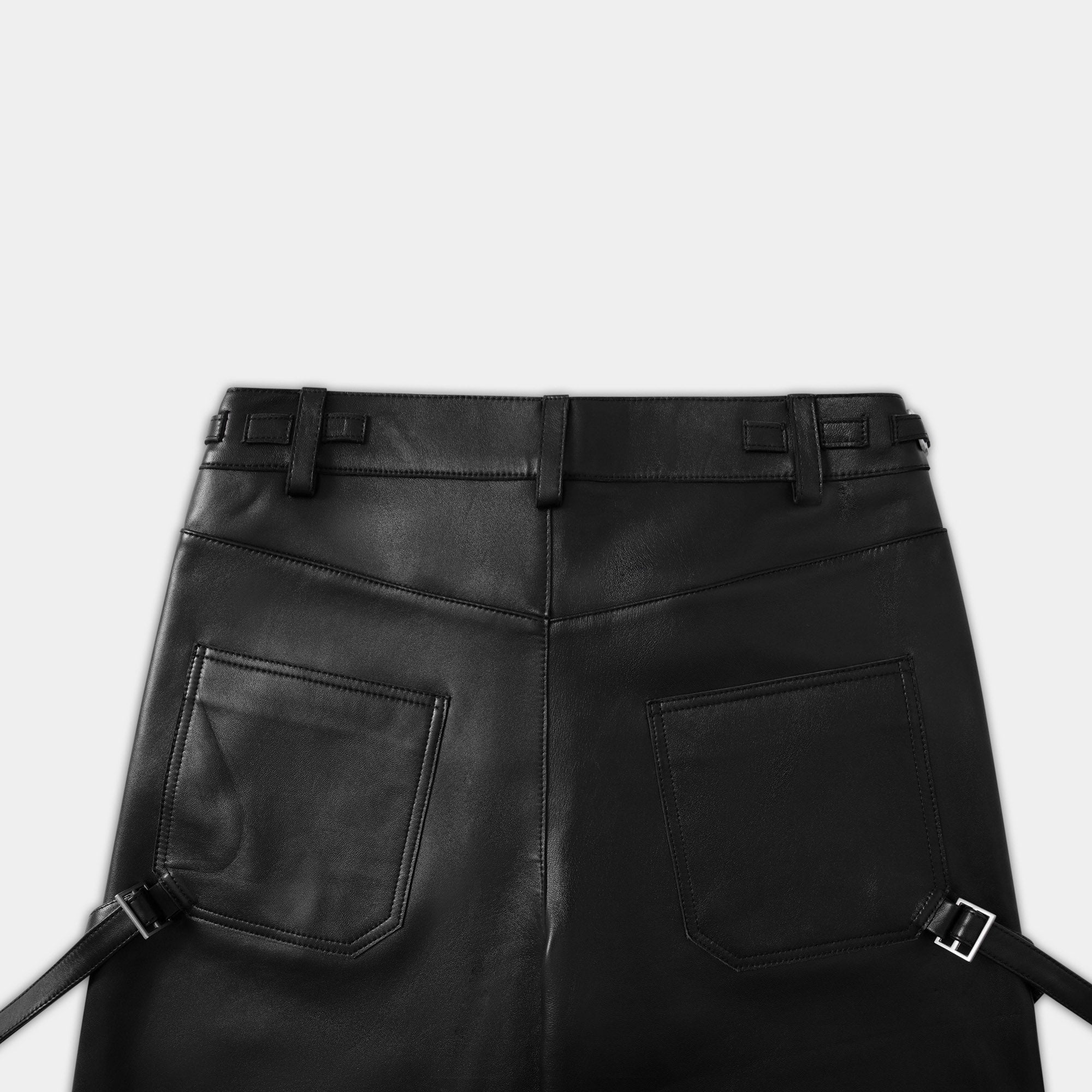 HE, product: TREMOR LEATHER TROUSERS (Fig. 9)