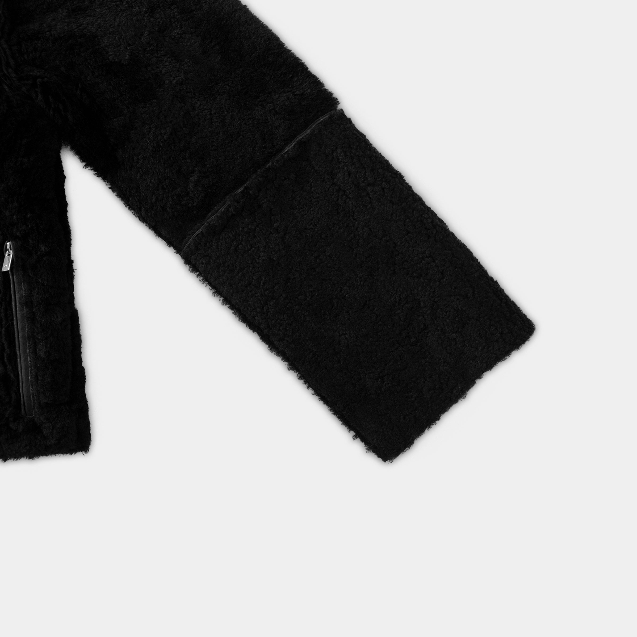 HE, product: PACE LEATHER JACKET (Fig. 10)