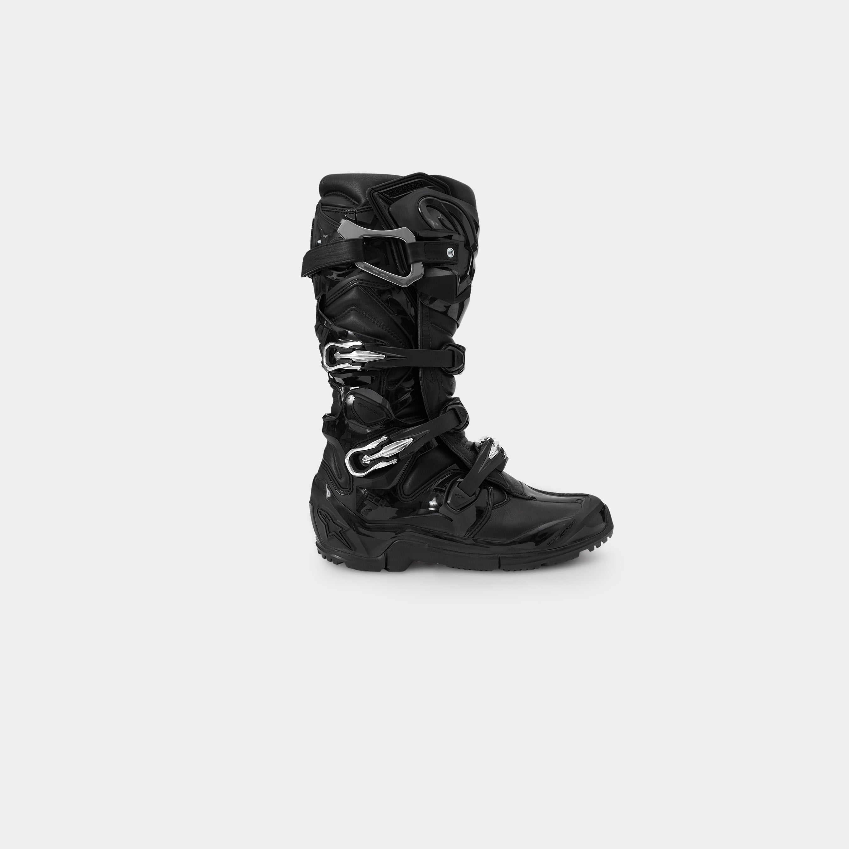 HE, product: IGNITE BOOTS (Fig. 1)