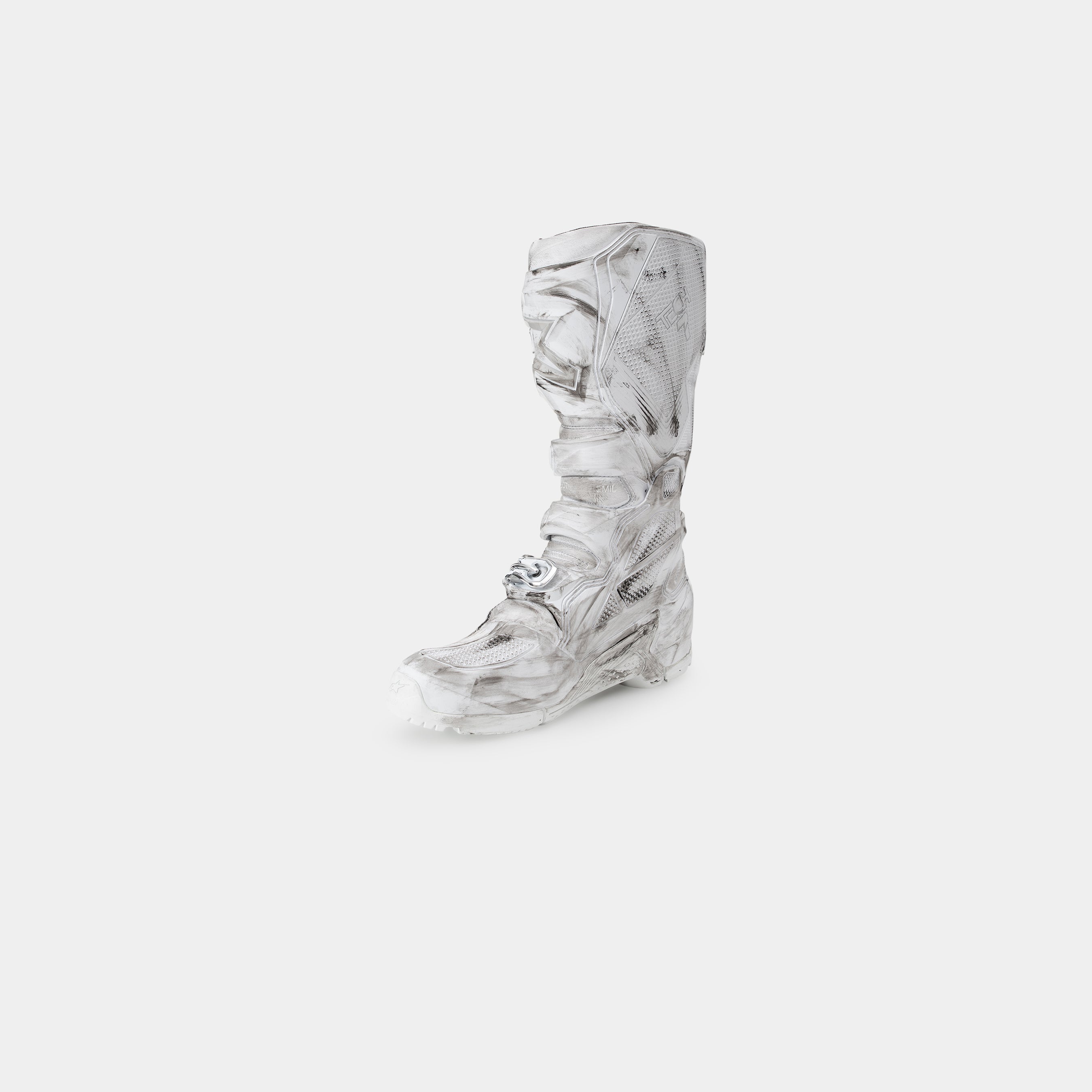 HE, product: IGNITE BOOTS (Fig. 11)