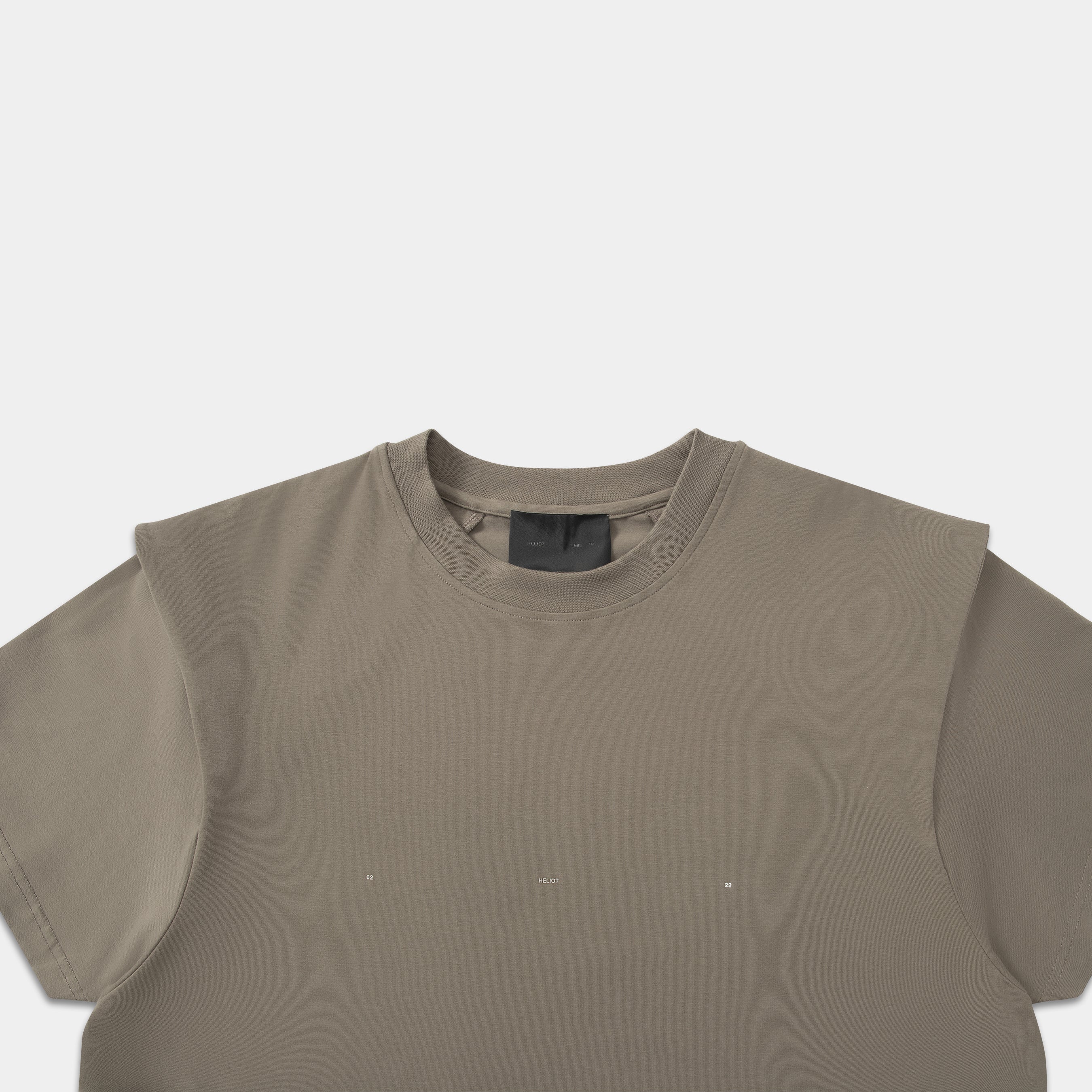 HE, product: OUTLINE LOGO T-SHIRT (Fig. 3)