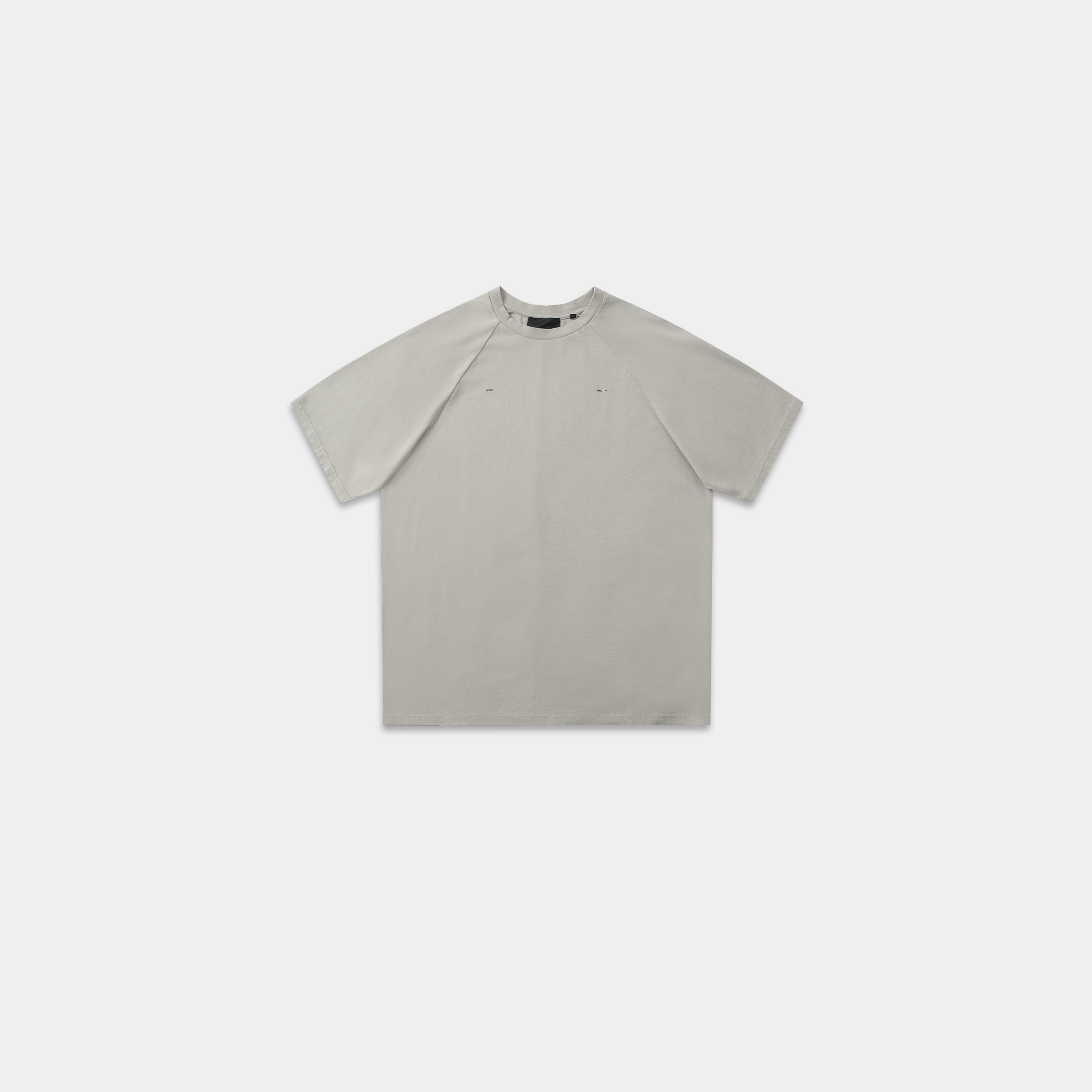 HE, product: RAGLAN T-SHIRT (Fig. 1)