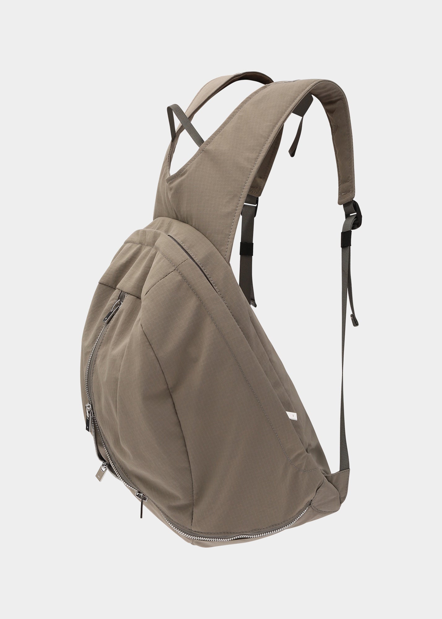 HE, product: TECTON BACKPACK (Fig. 1)
