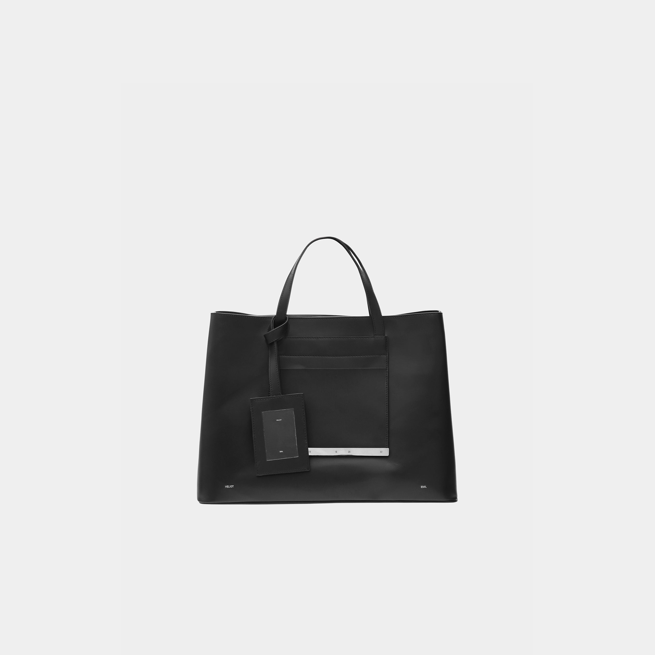 HE, product: VESPERA BAG (Fig. 1)