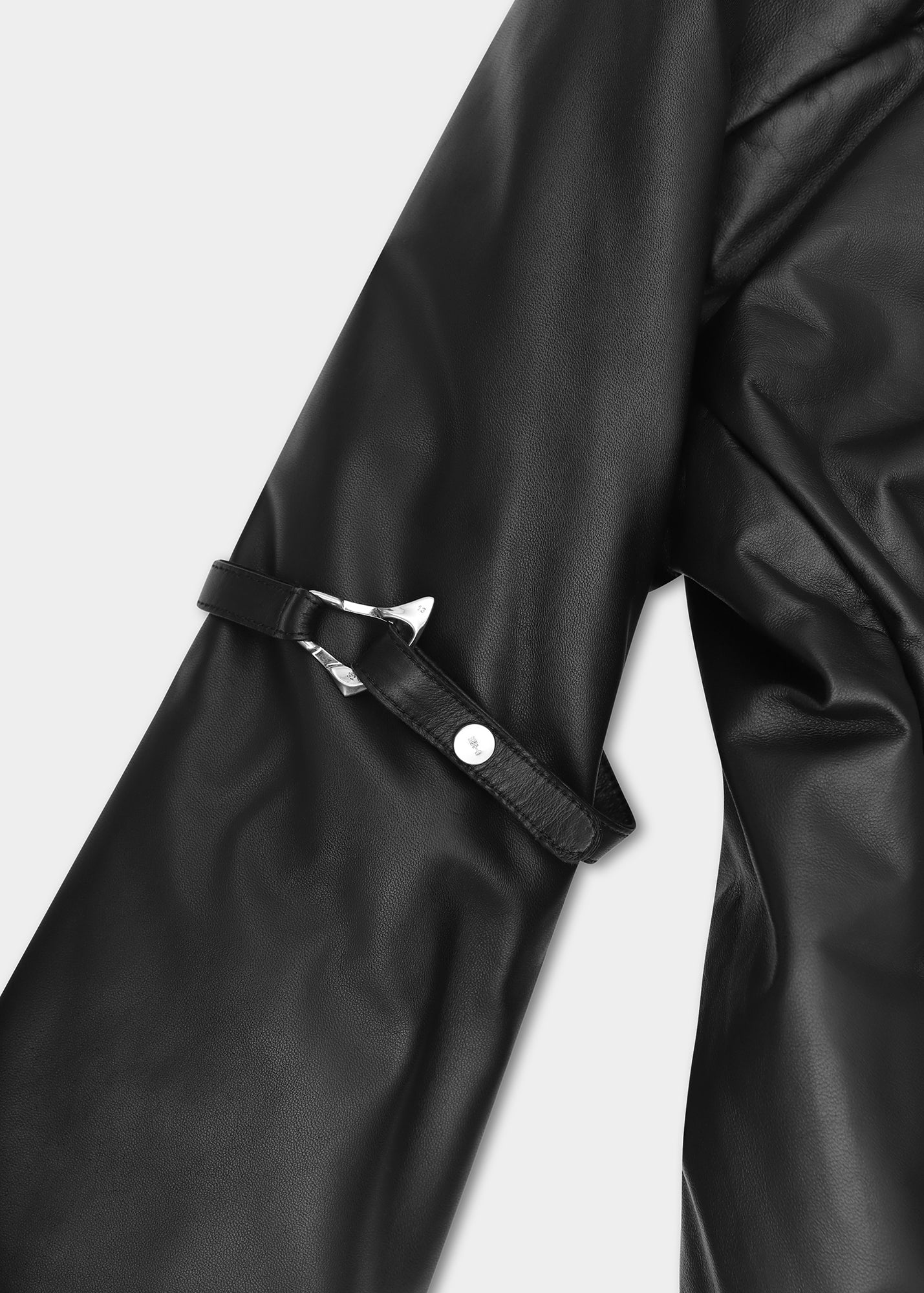HE, product: PARALLAX LEATHER JACKET (Fig. 4)