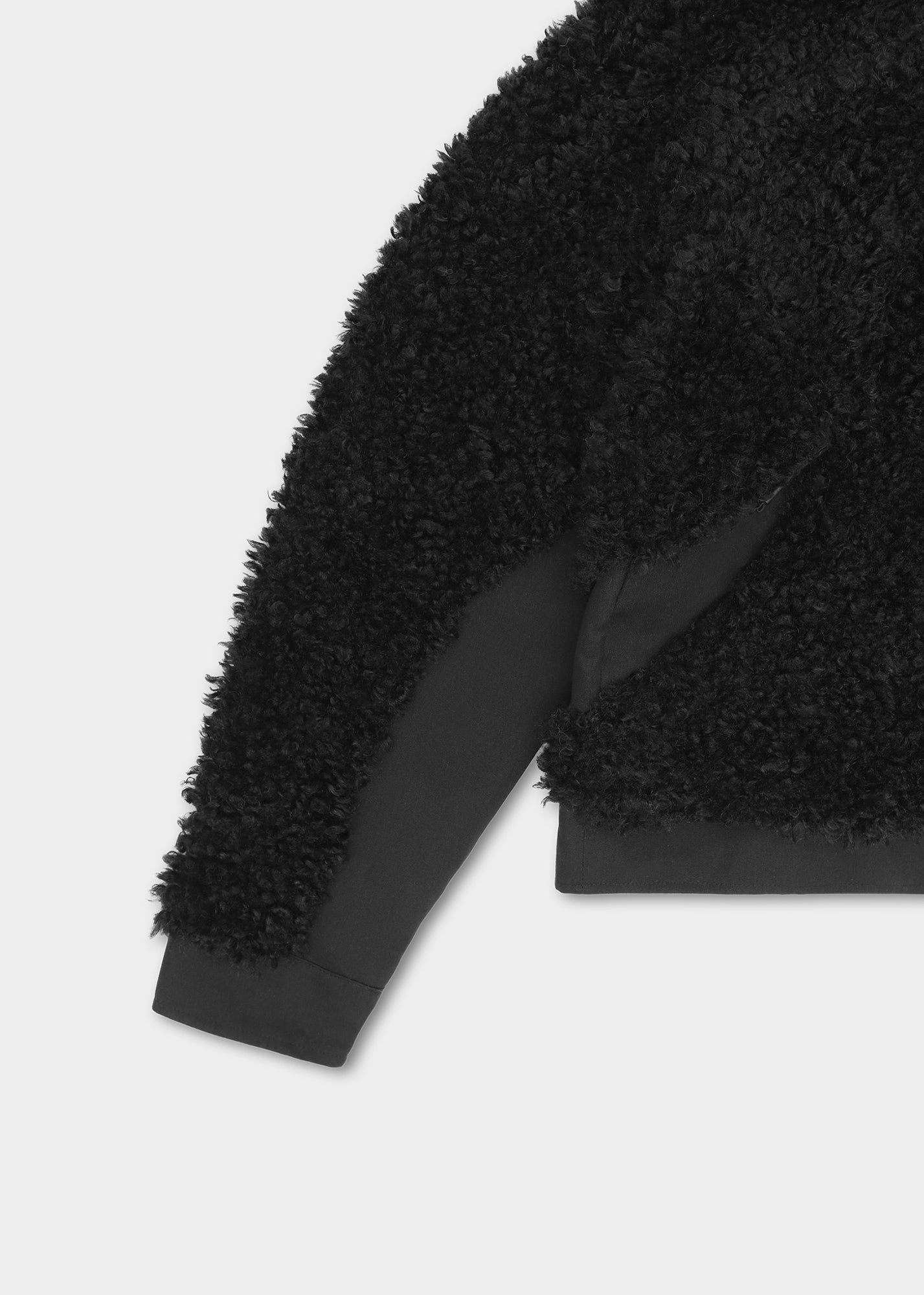 HE, product: CHIAROSCURO FLEECE (Fig. 7)
