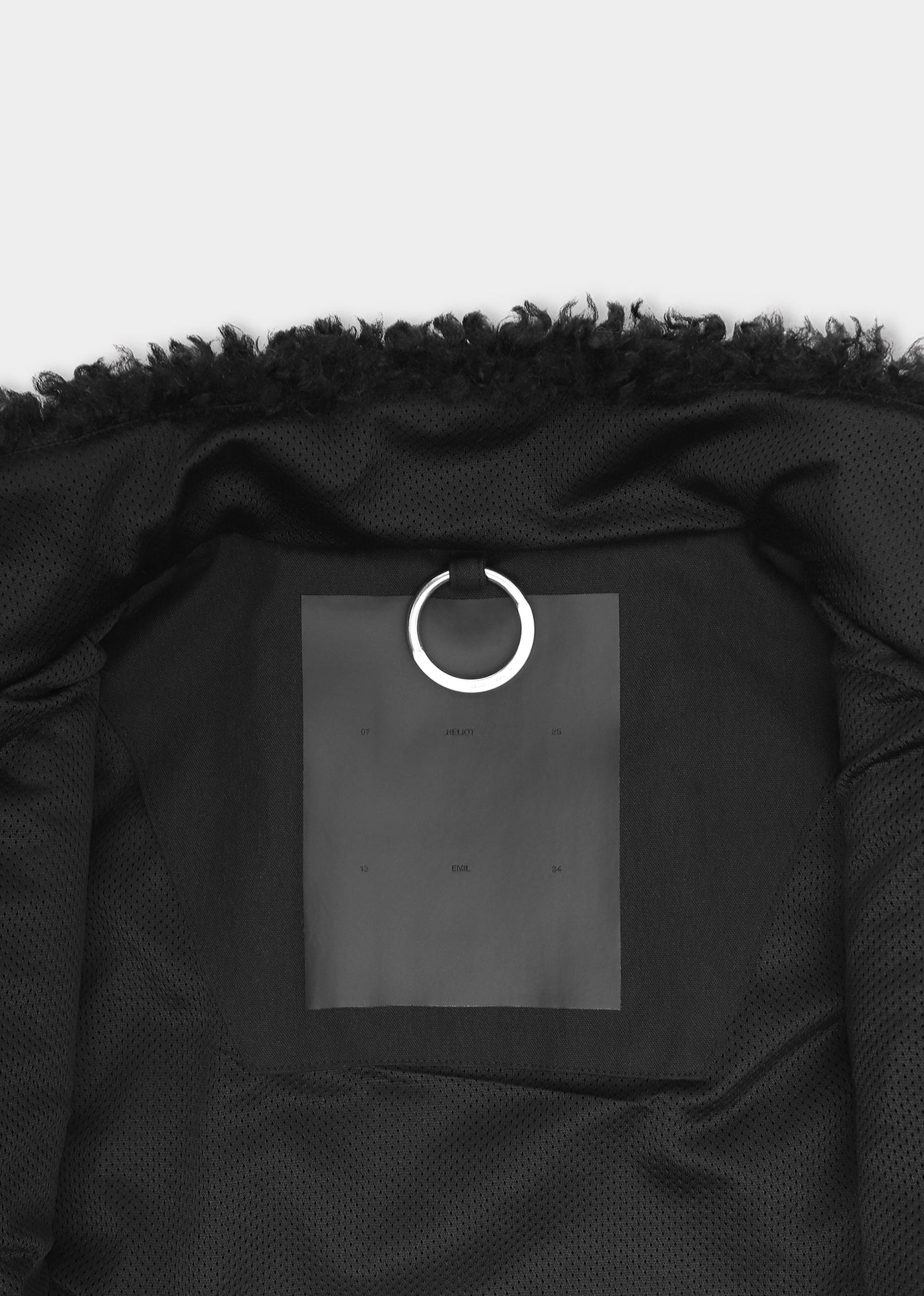 HE, product: CHIAROSCURO FLEECE (Fig. 5)