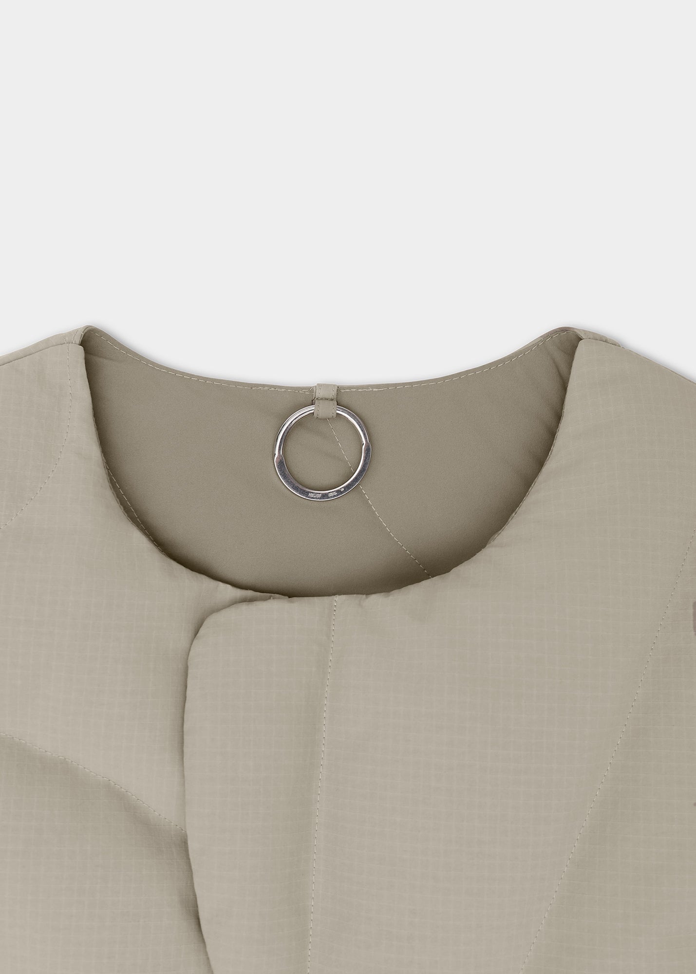 HE, product: VISUS DOWN VEST (Fig. 11)