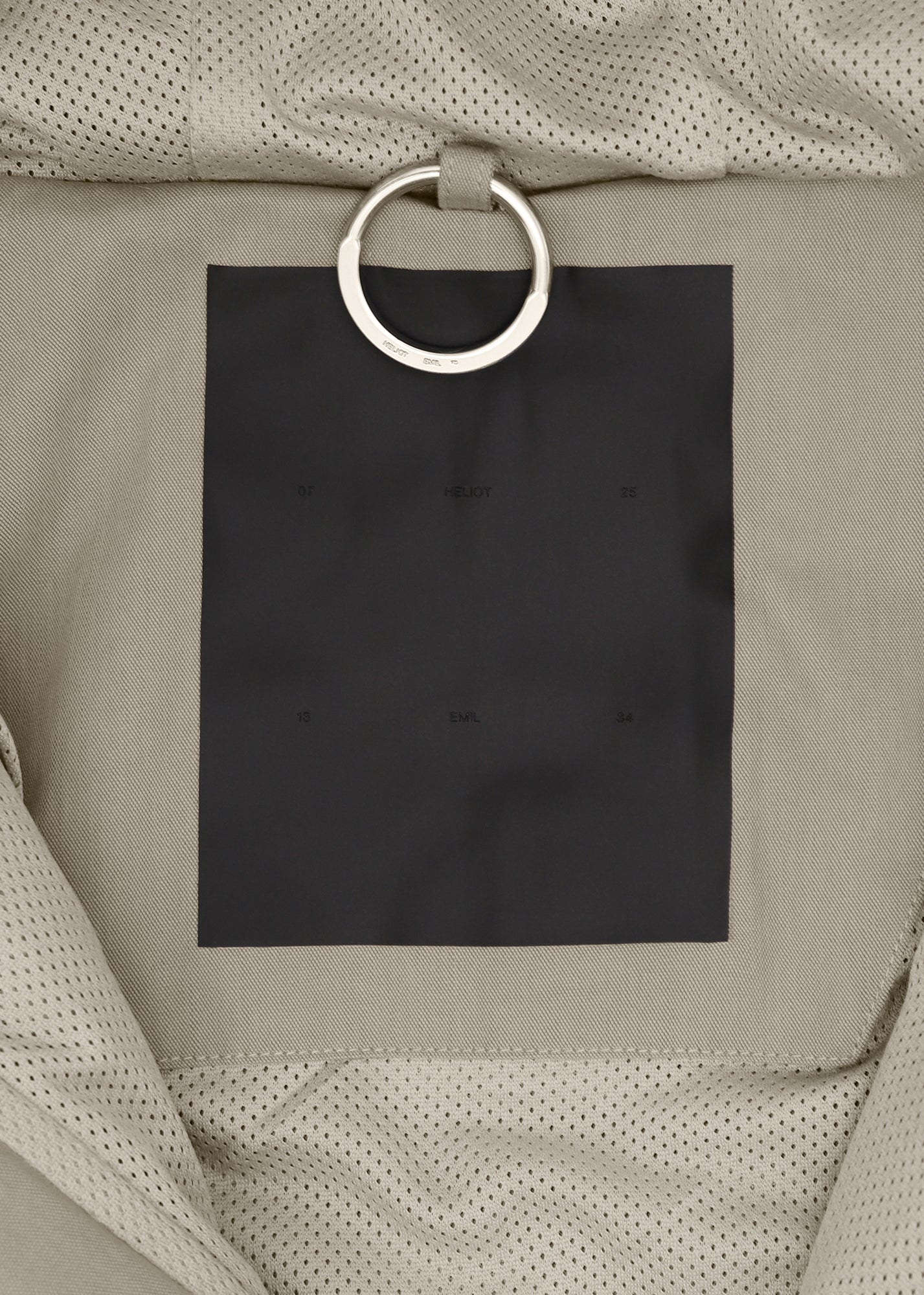 HE, product: VISUS DOWN VEST (Fig. 9)