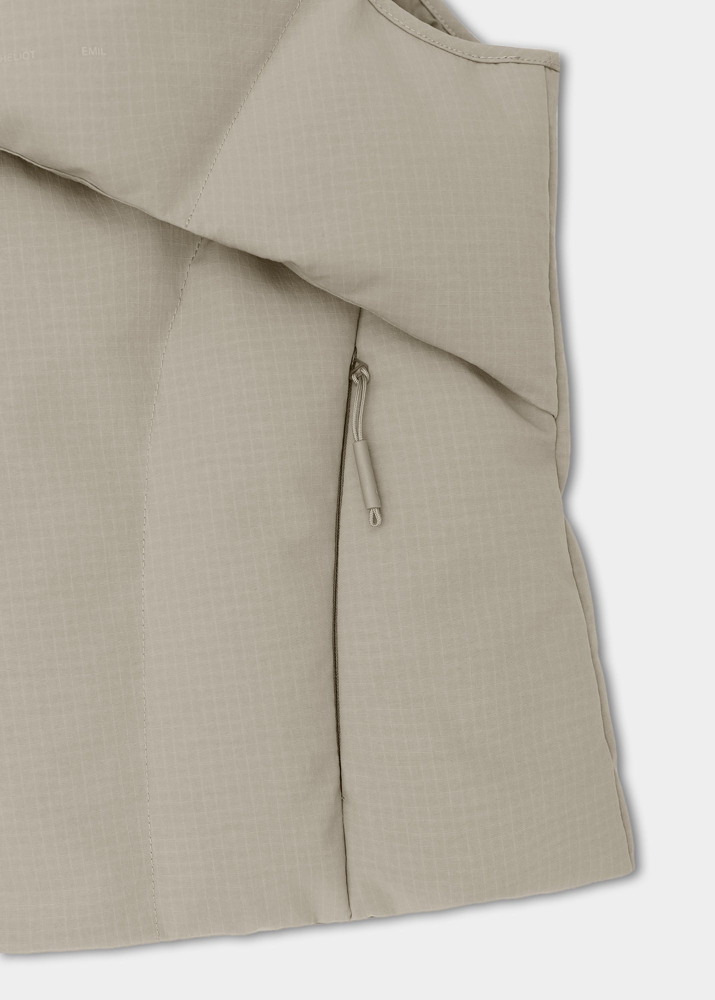 HE, product: VISUS DOWN VEST (Fig. 10)