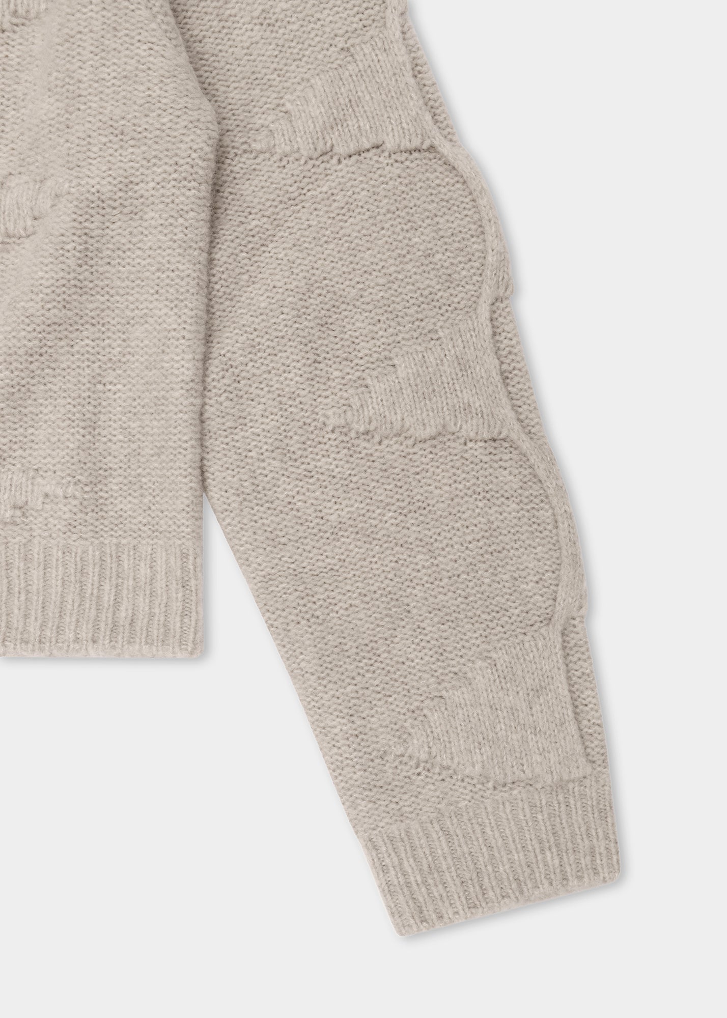 HE, product: CROPPED SPIRAL KNIT (Fig. 9)