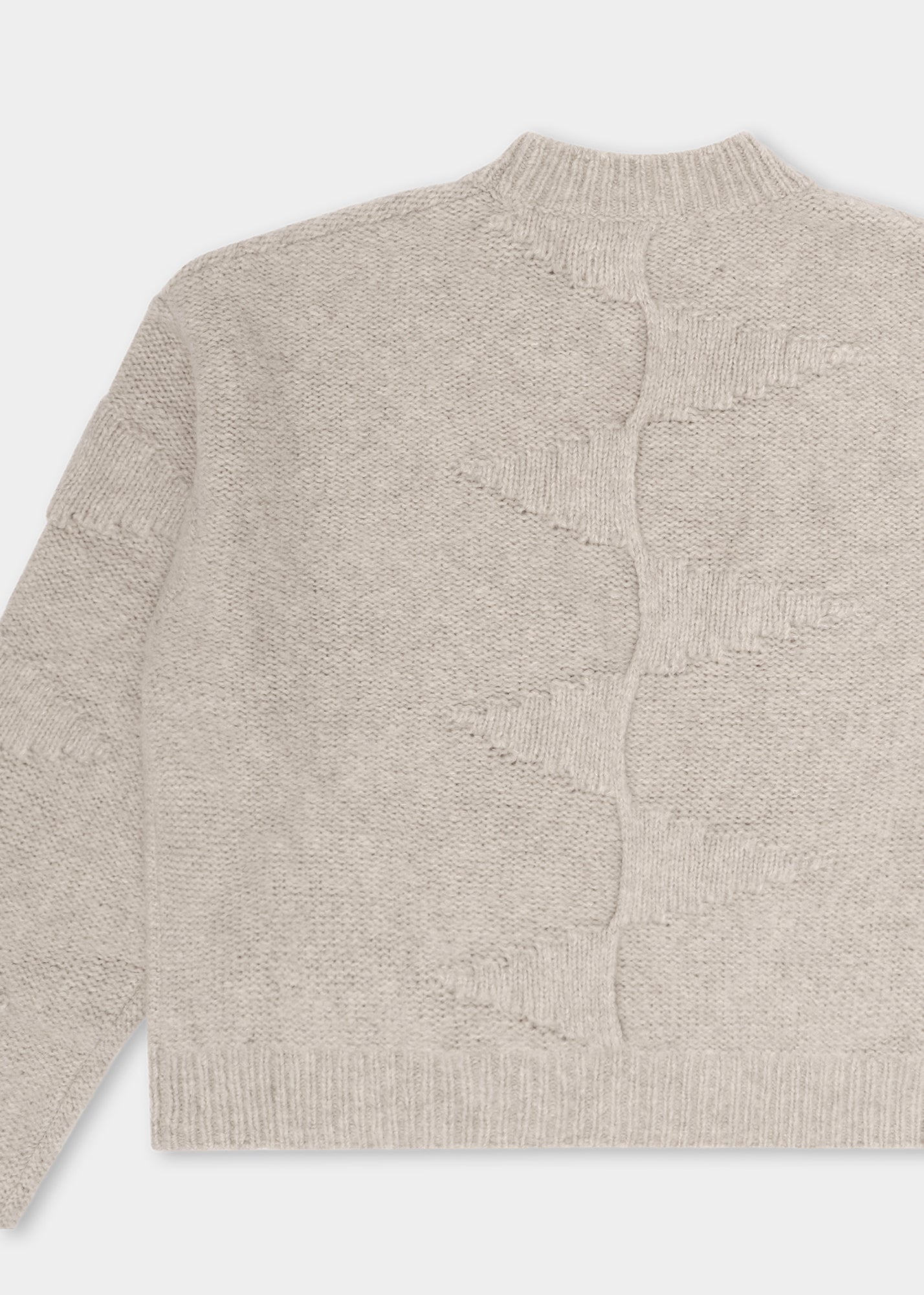 HE, product: CROPPED SPIRAL KNIT (Fig. 12)