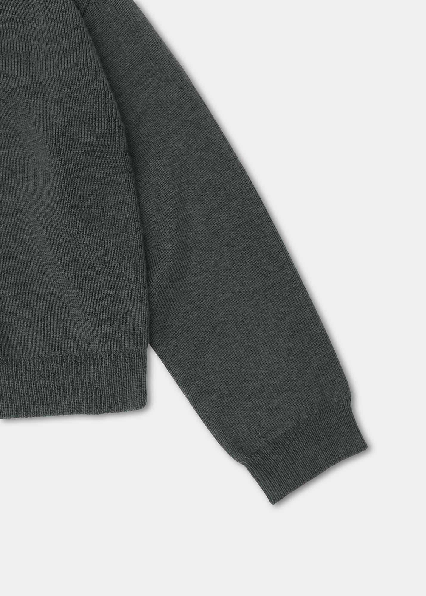 HE, product: LAMPI KNIT HOODIE (Fig. 10)