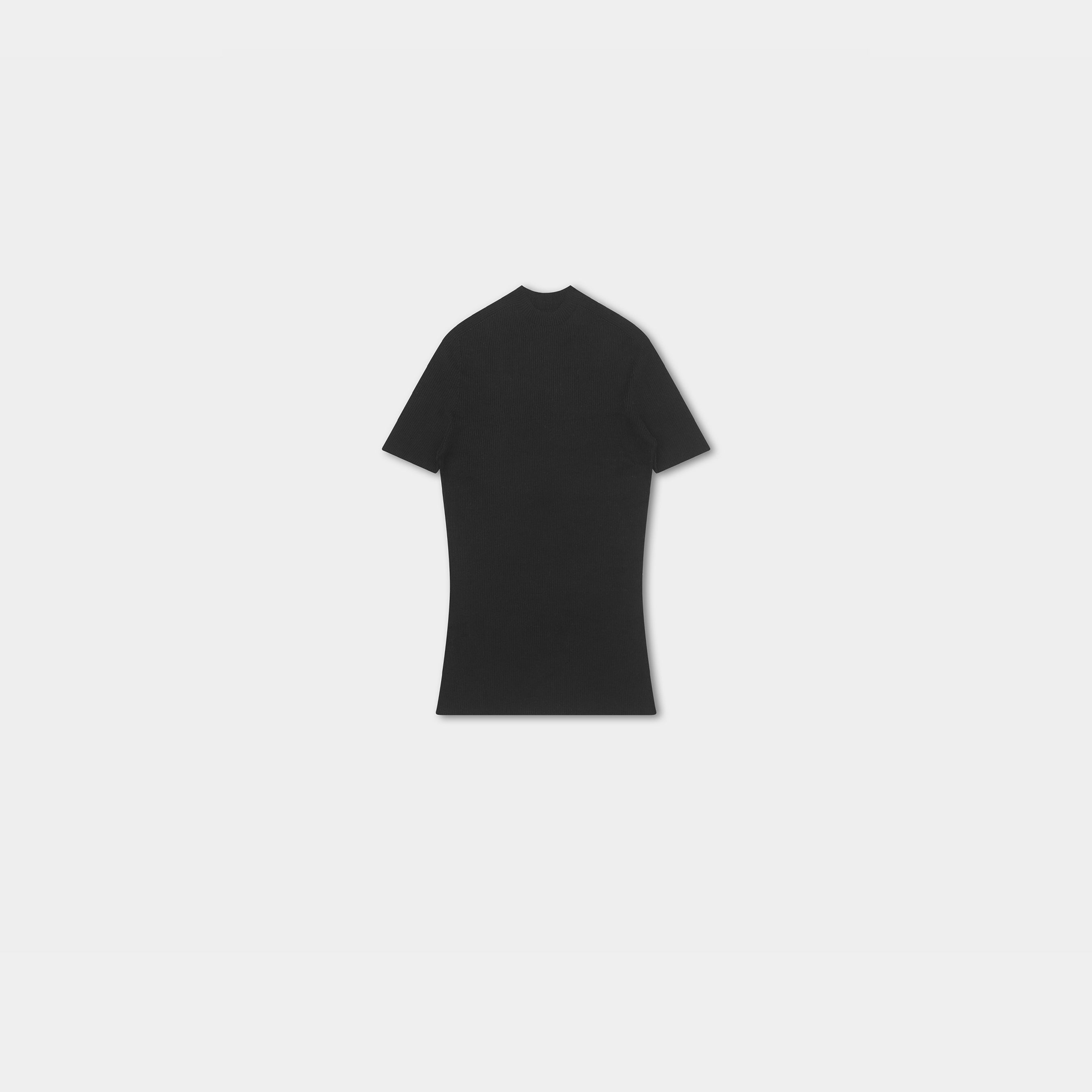 HE, product: ISOTROPY KNIT SS (Fig. 1)