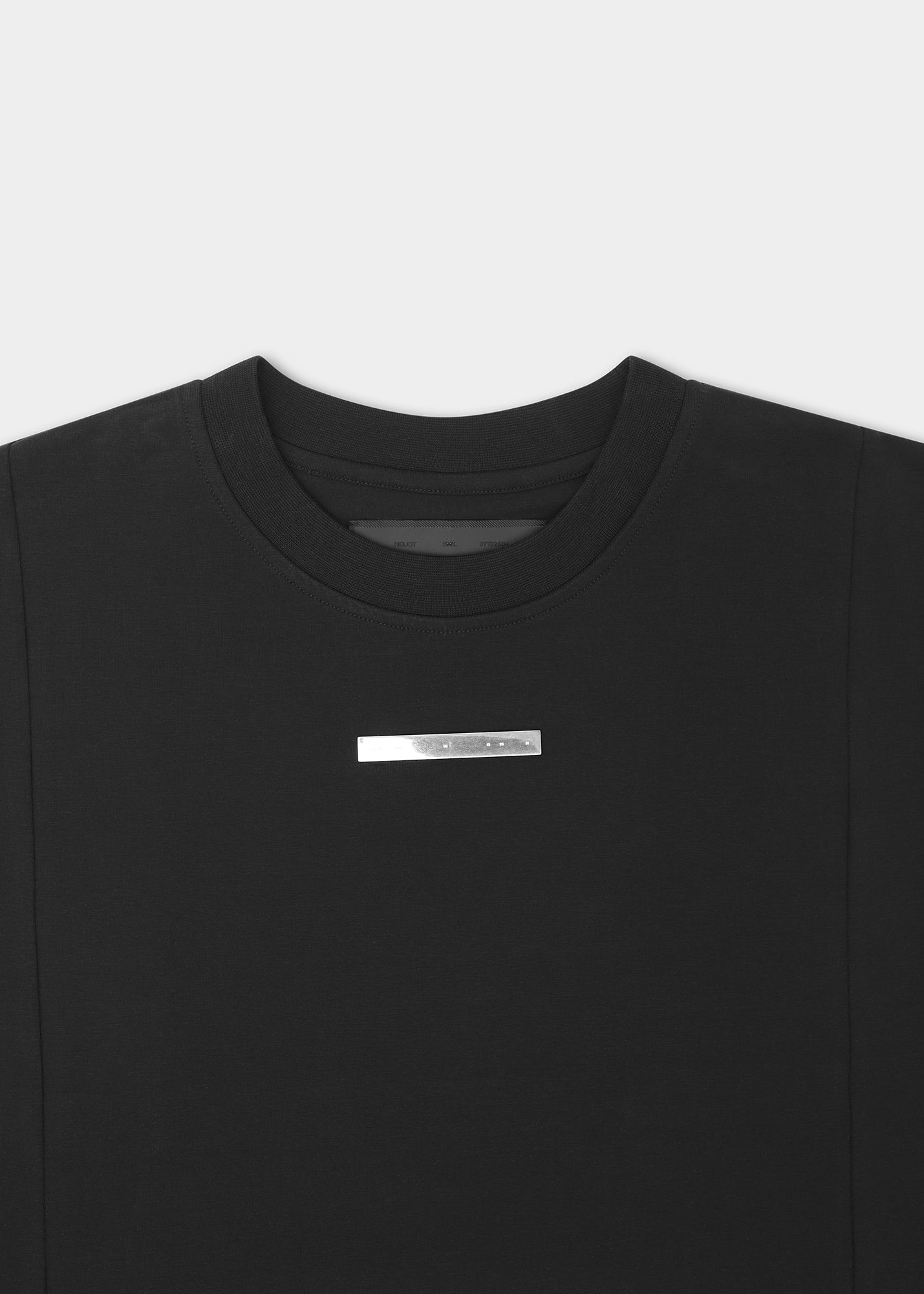 HE, product: ASTRAPE T-SHIRT (Fig. 8)