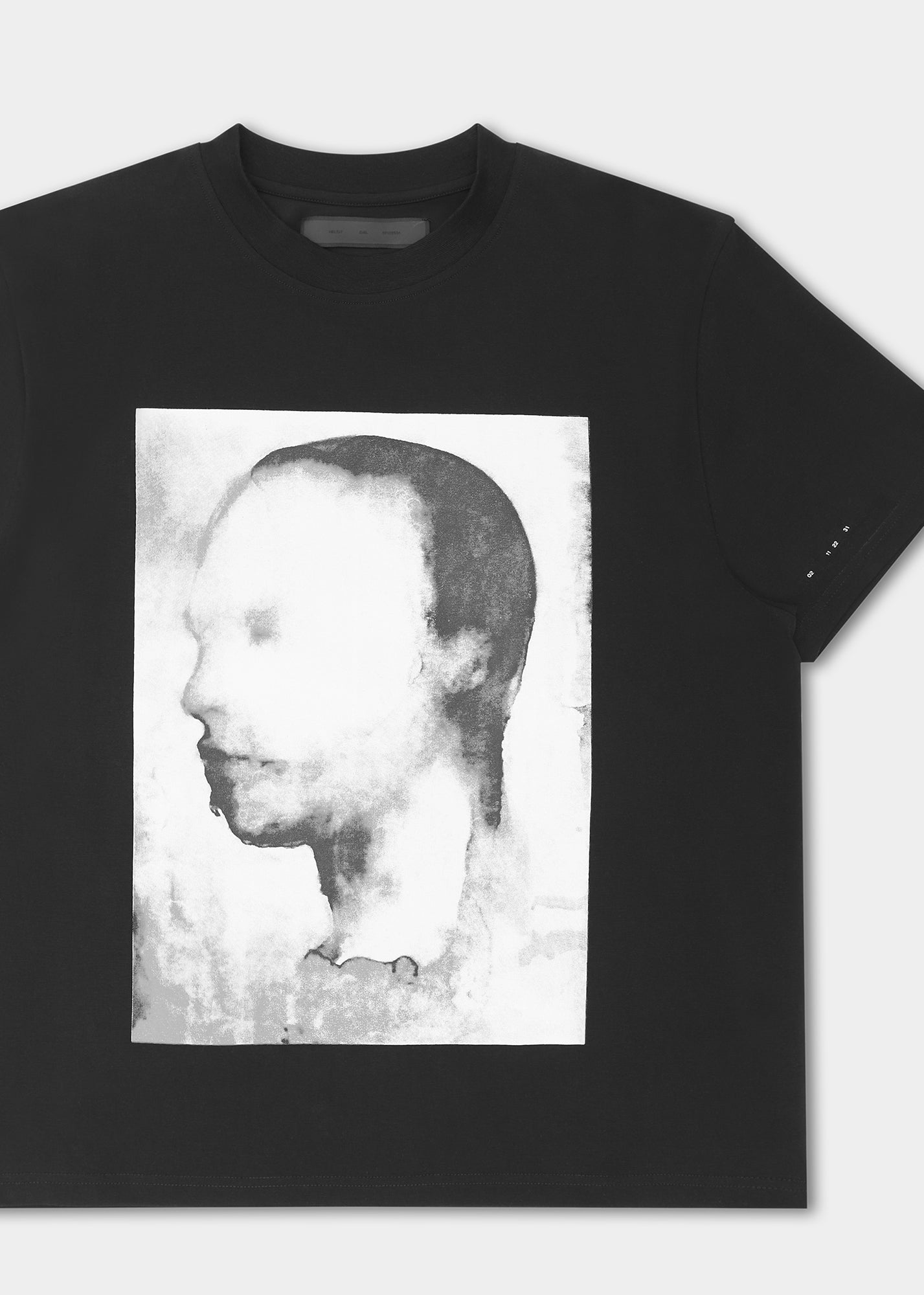 HE, product: DIAPHANE T-SHIRT (Fig. 10)