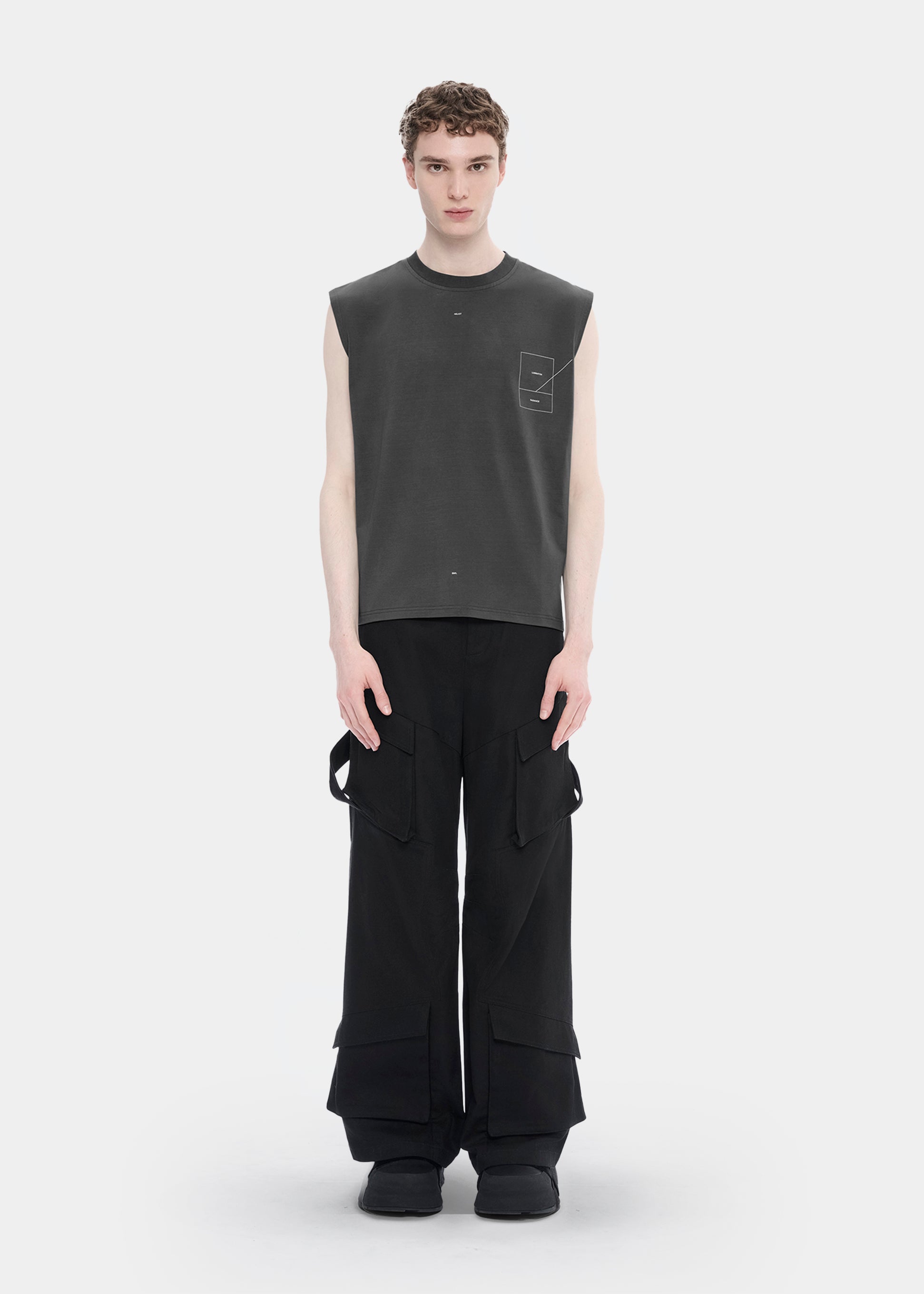 HE, product: RETINA TANK TOP (Fig. 2)