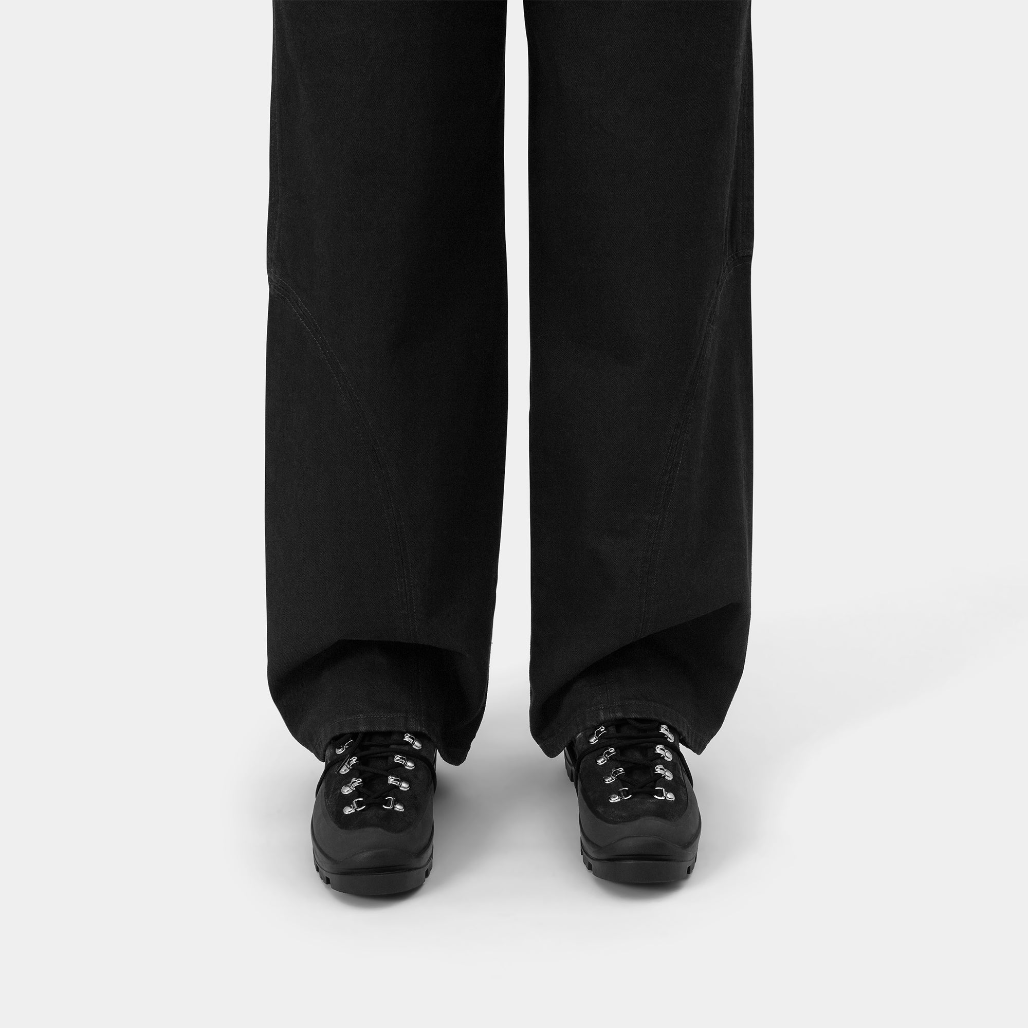 HE, product: NIEDRIGE WANDERSTIEFEL (Fig. 2)