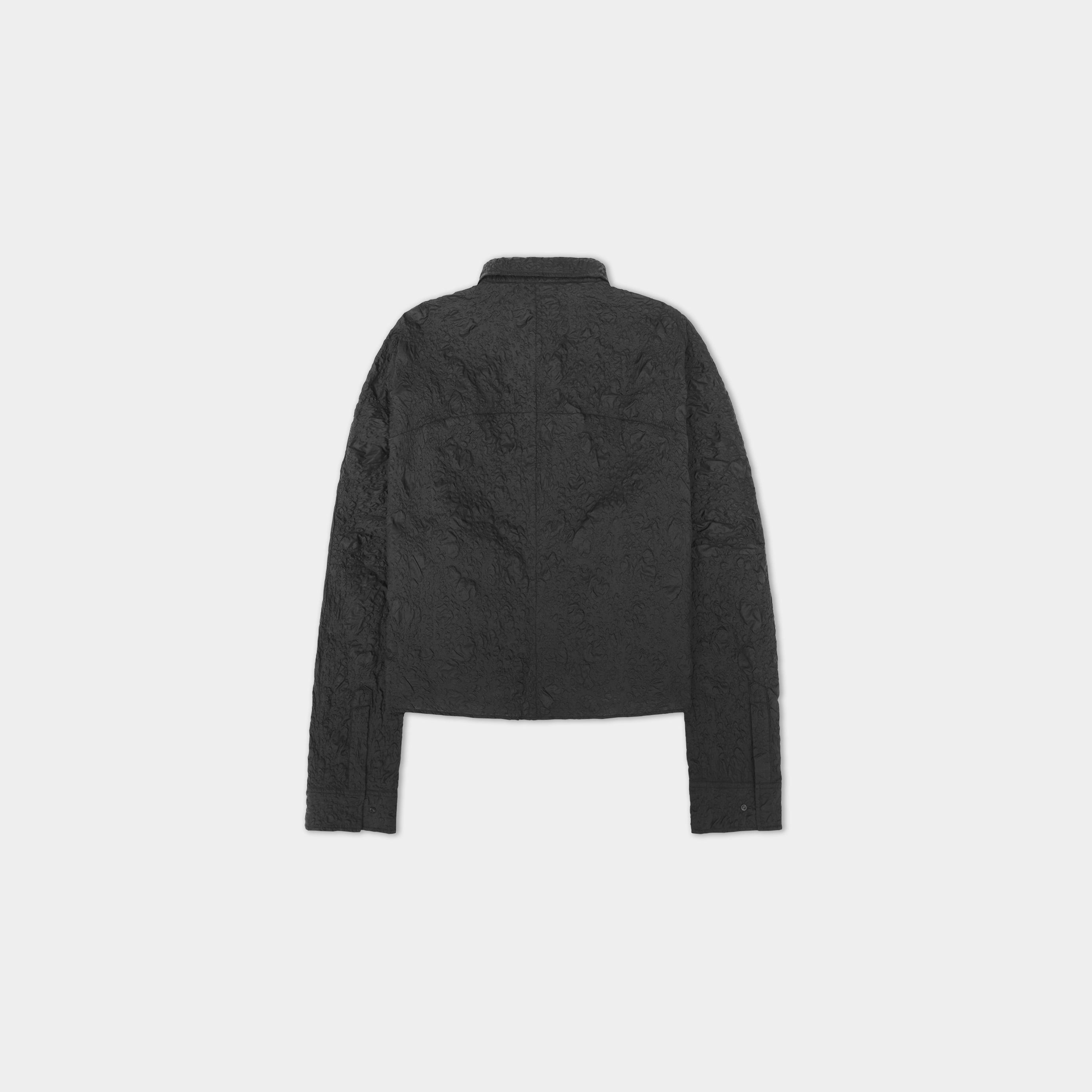 HE, product: VENTIFACT SHIRT (Fig. 4)