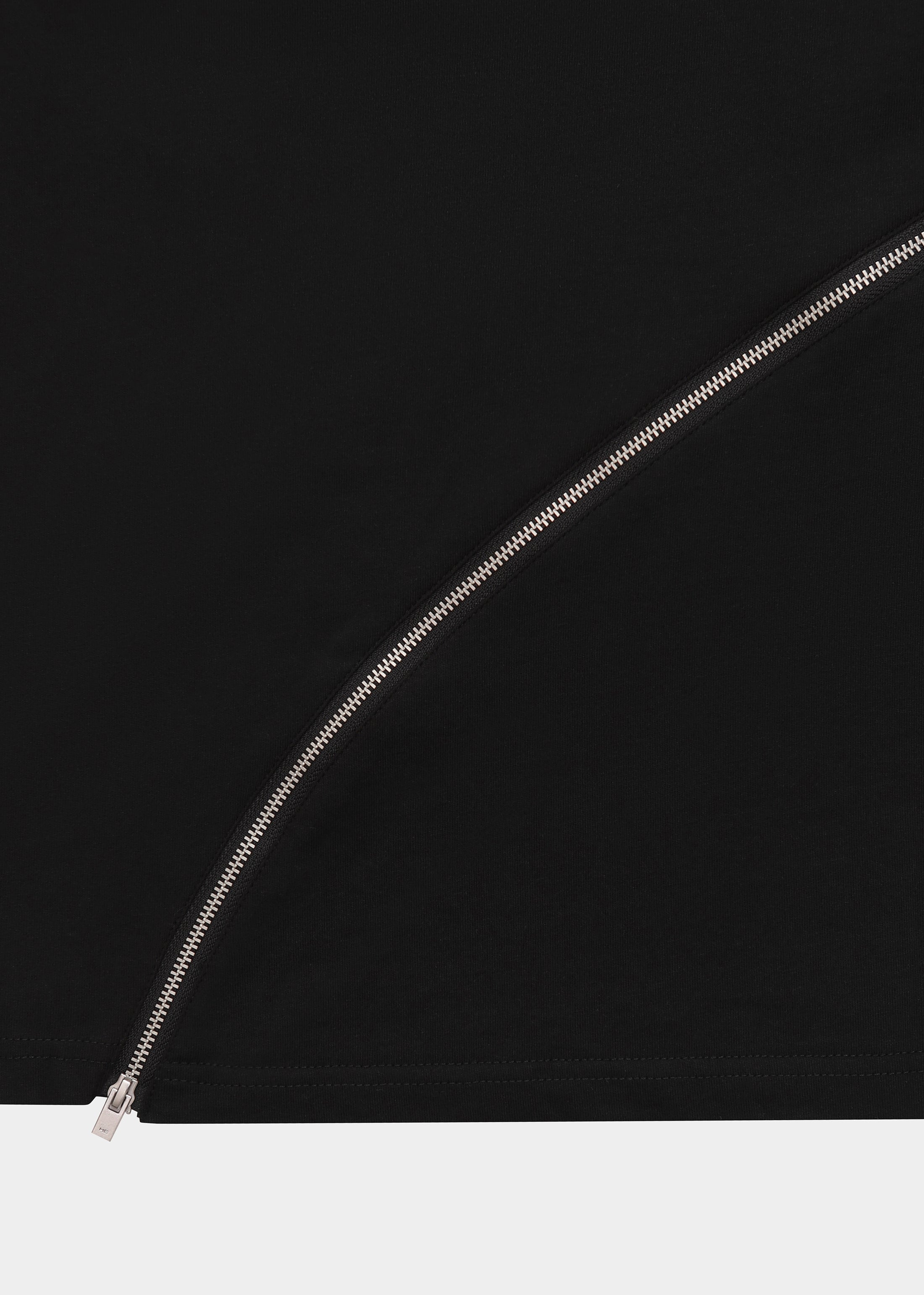 HE, product: SEQUENCE ZIP CREWNECK (Fig. 7)