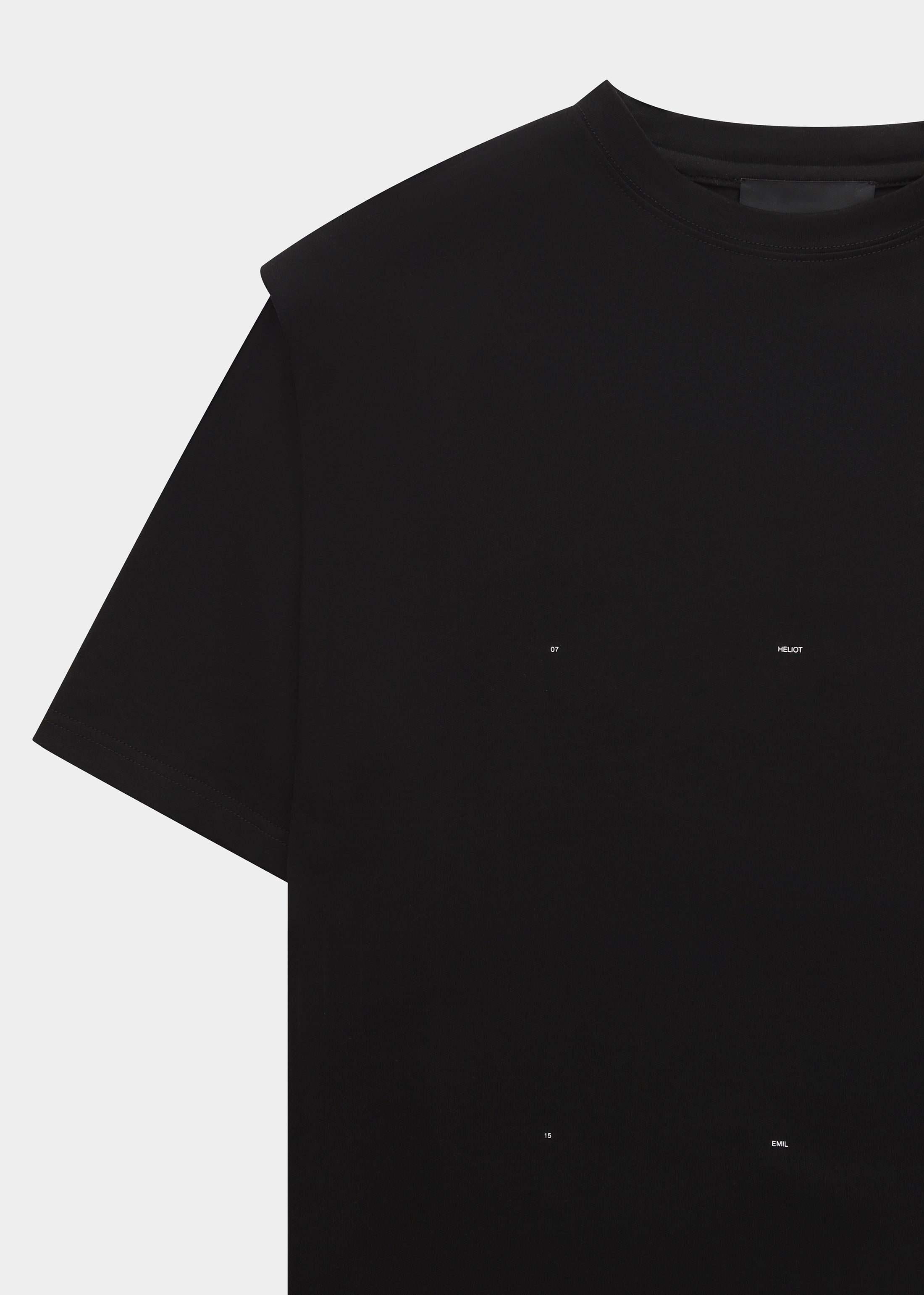 HE, product: OUTLINE LOGO T-SHIRT (Fig. 7)