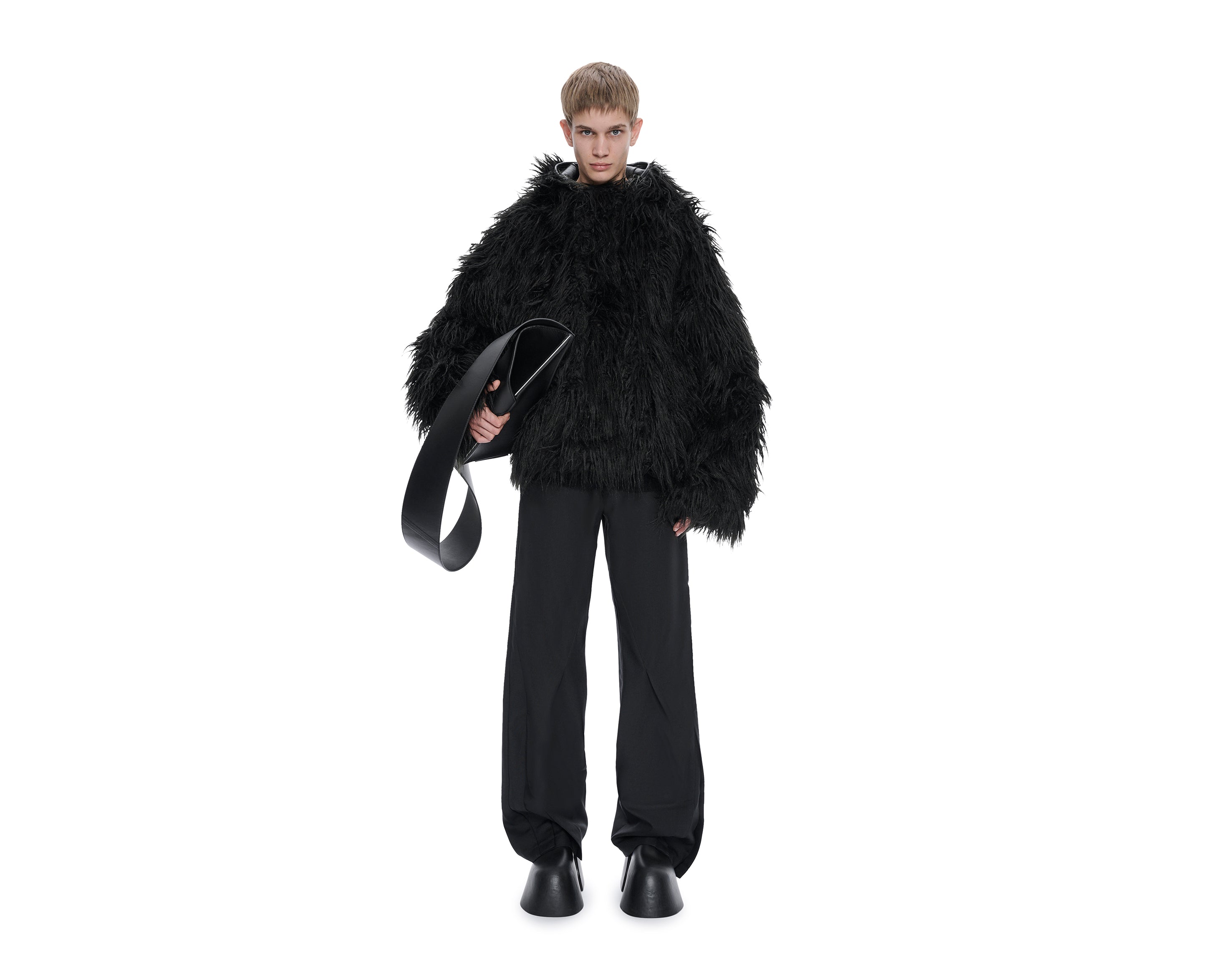 HE, product: UNITY BAGUETTE LEATHER BAG (Fig. 1)