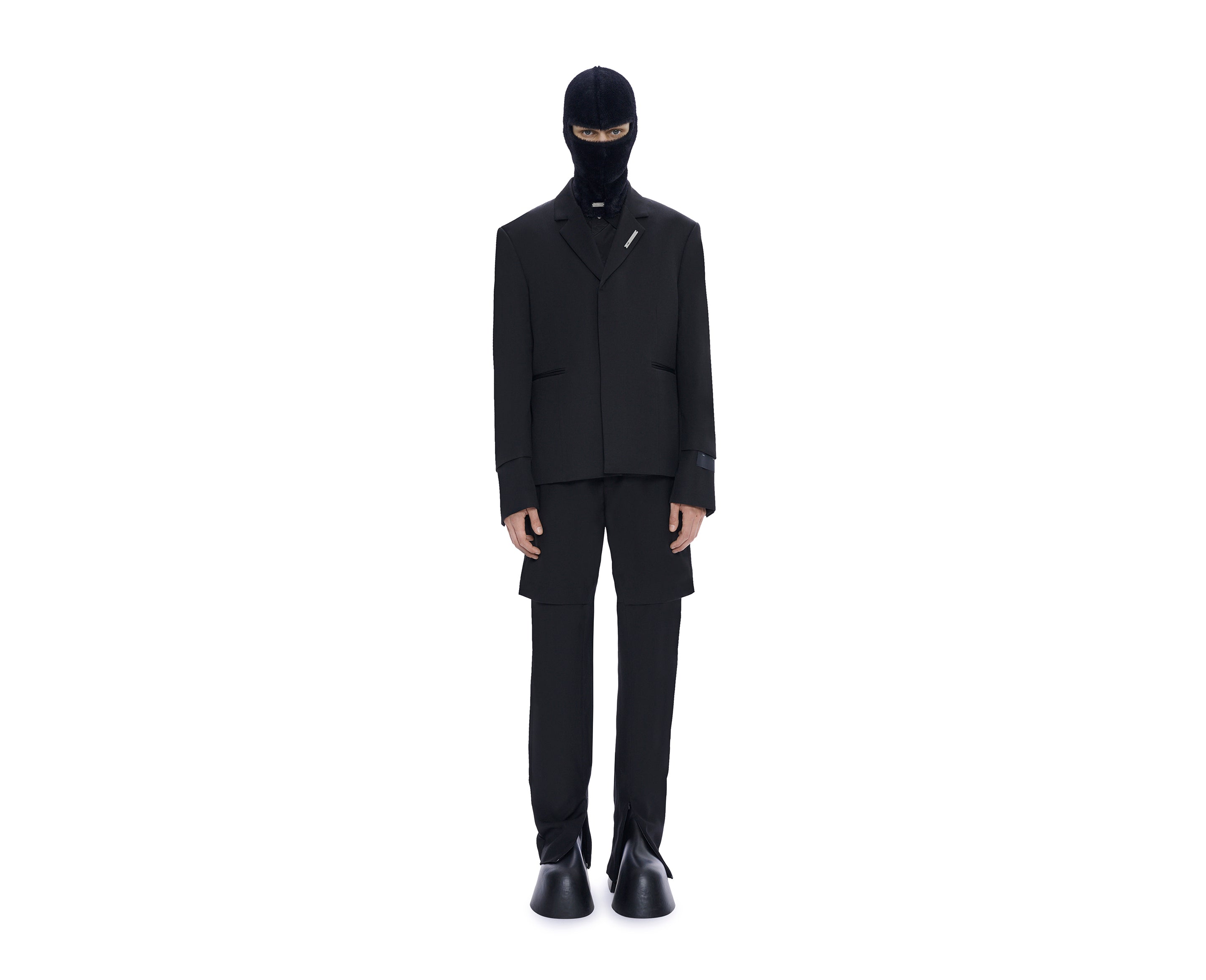 HE, product: ARISE BALACLAVA (Fig. 2)