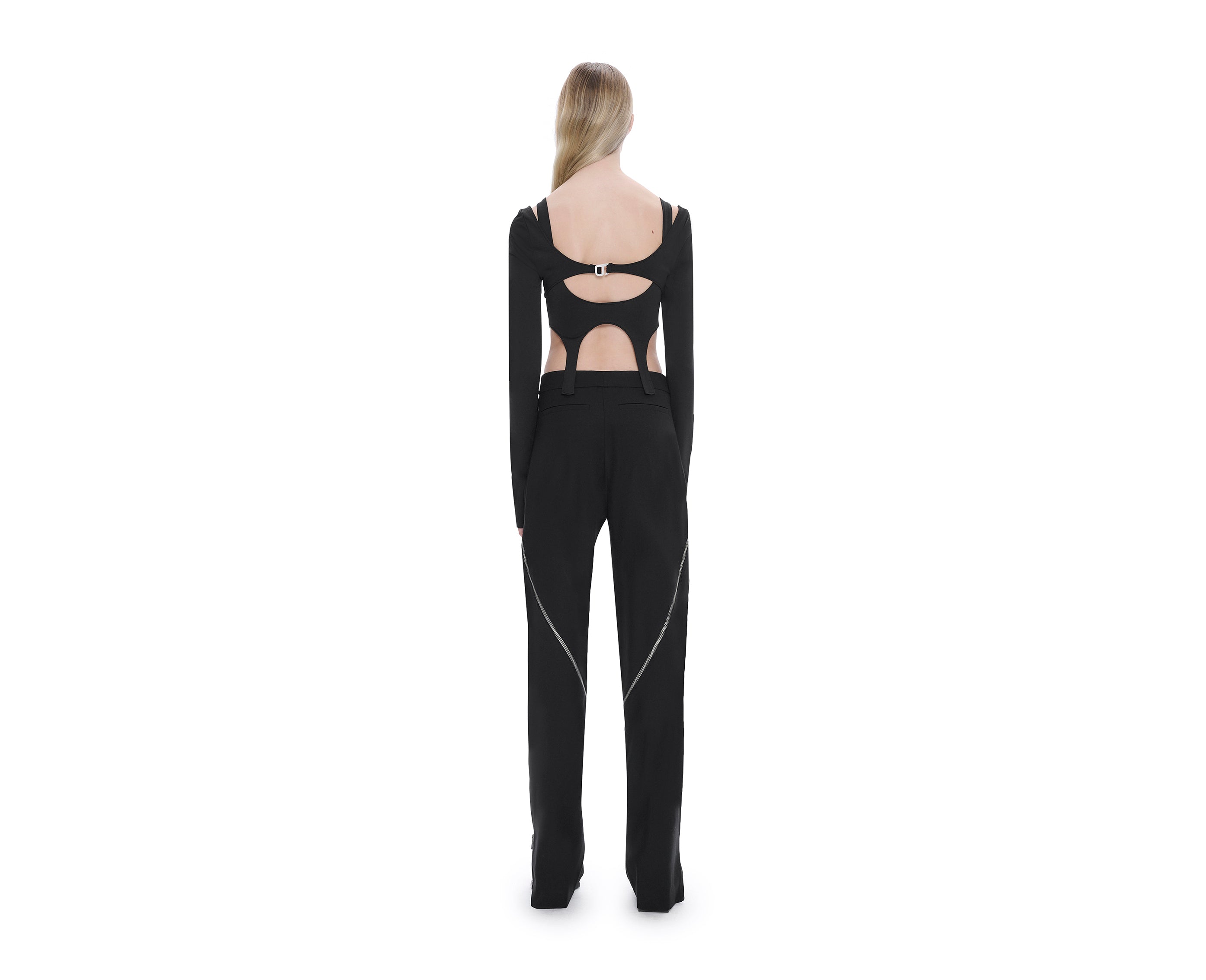 HE, product: ARID HARNESS TOP (Fig. 4)