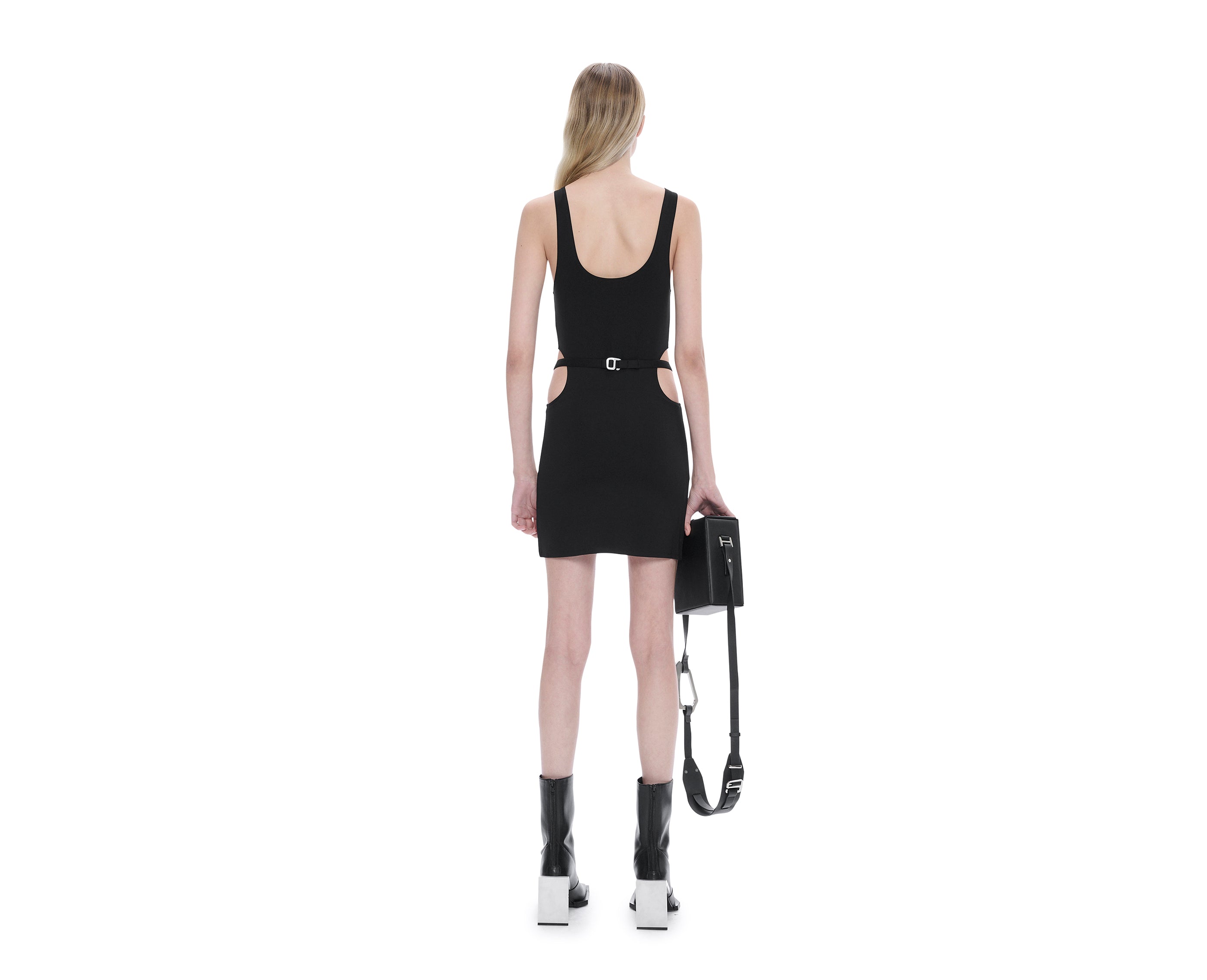 HE, product: XERCES JERSEY DRESS (Fig. 4)