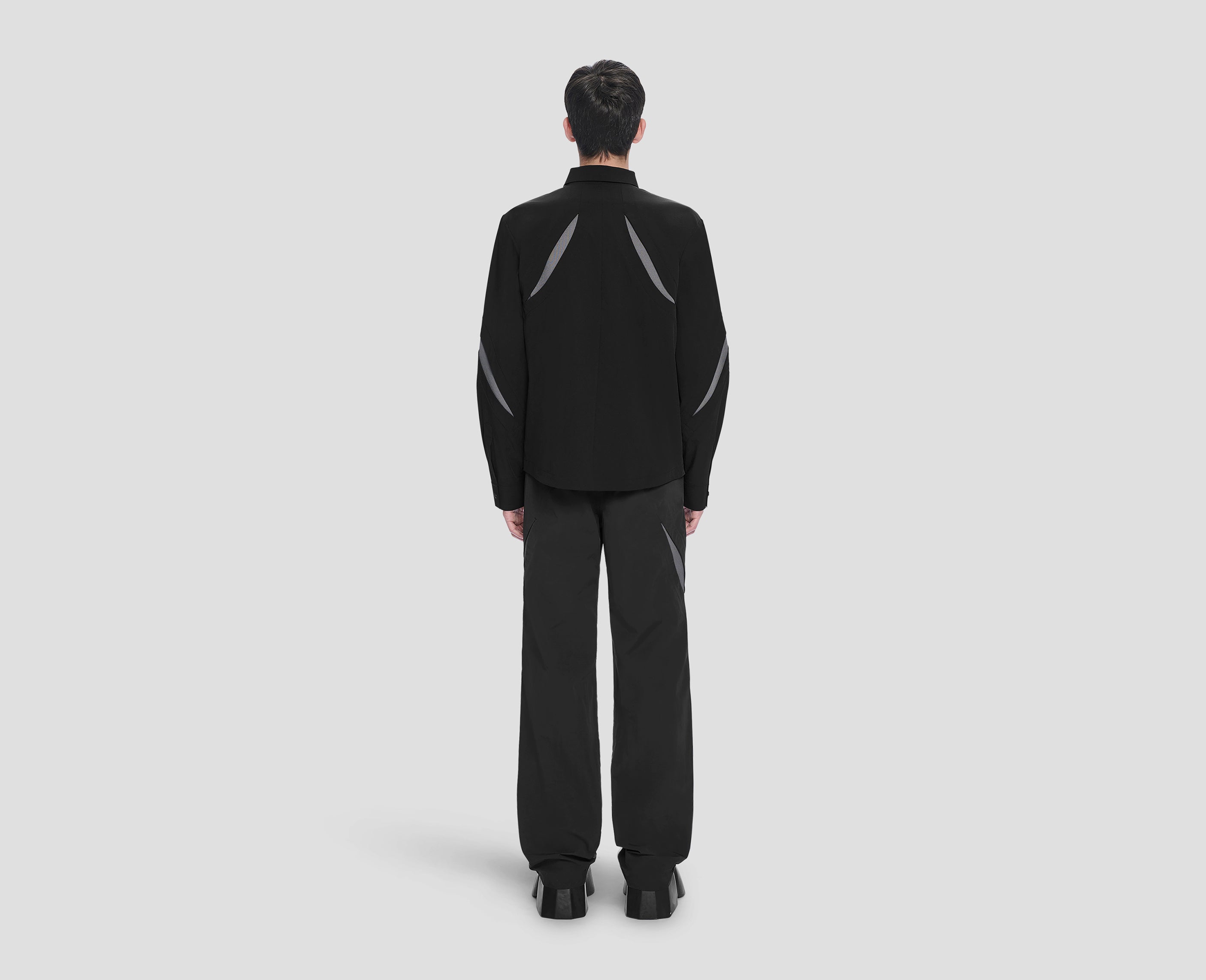 HE, product: RESILIENCE LS SHIRT (Fig. 3)