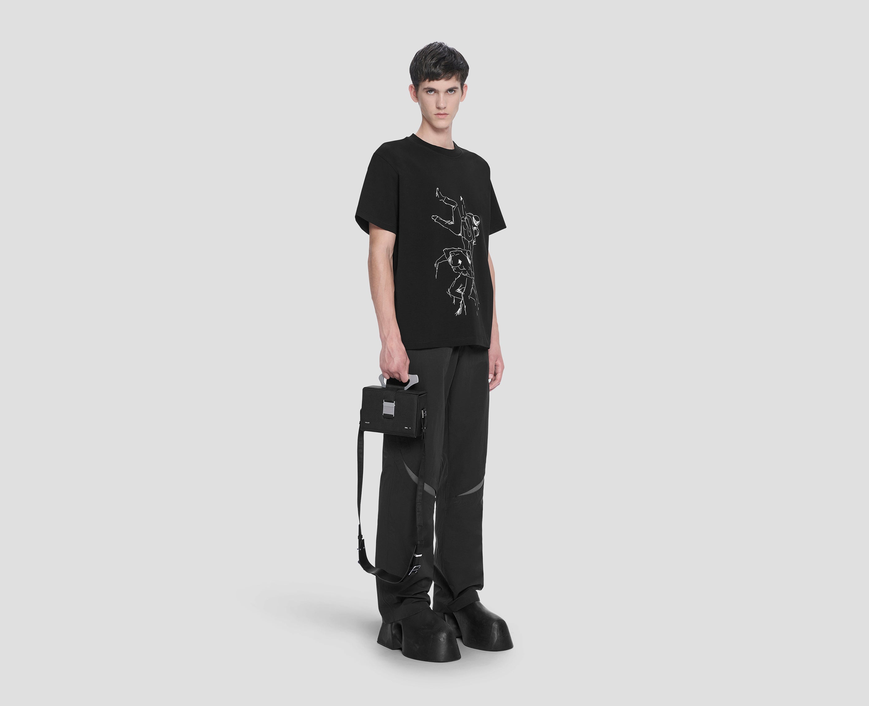 HE, product: SHELTER PRINTED T-SHIRT (Fig. 3)