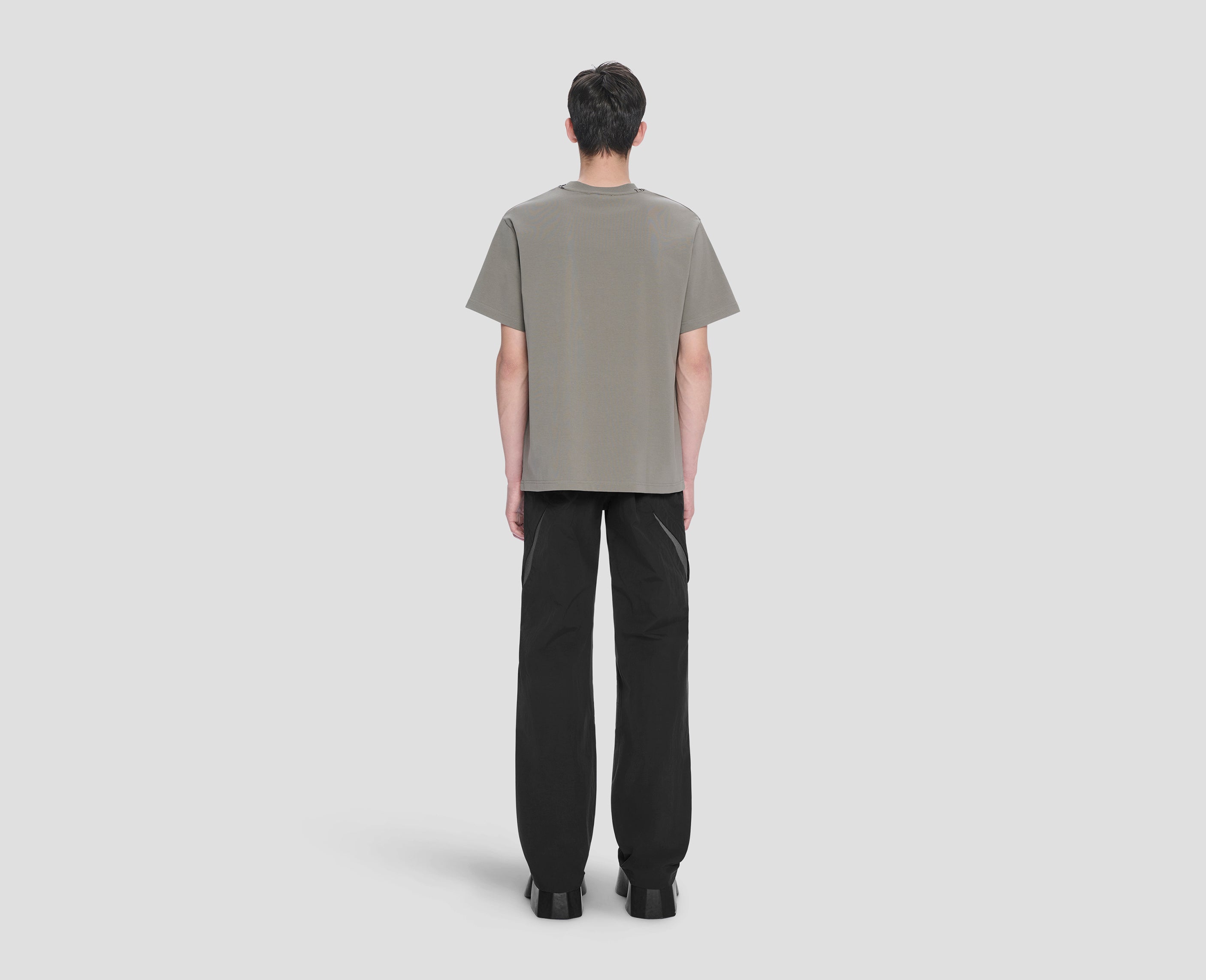 HE, product: CHRONO T-SHIRT (Fig. 4)
