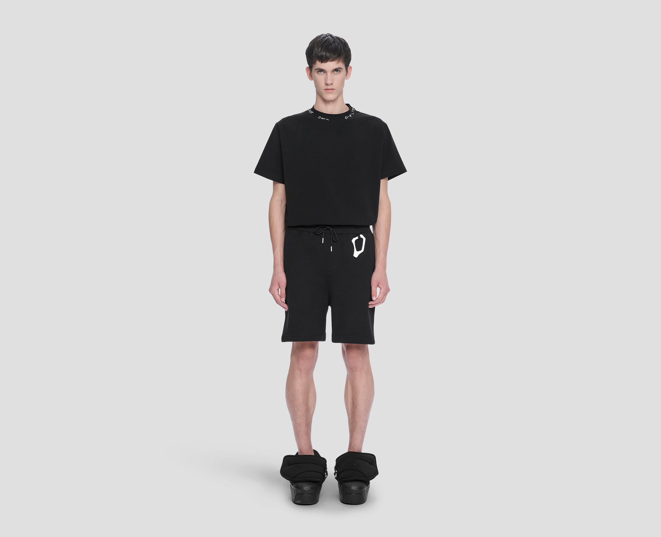HE, product: VORTEX SWEAT SHORTS (Fig. 2)